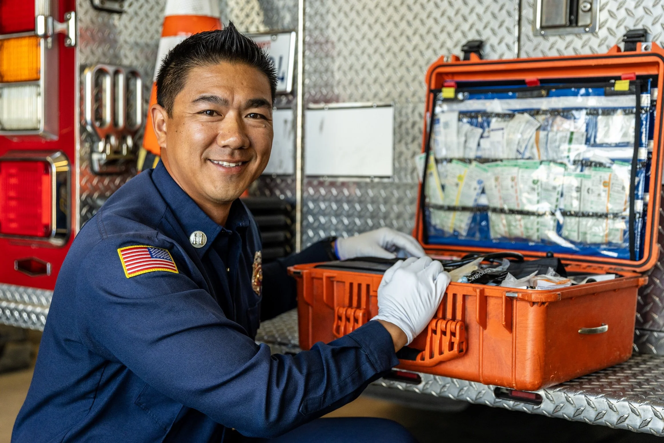 NOW ACCEPTING APPLICATIONS FOR PARAMEDICS View Job Opportunities