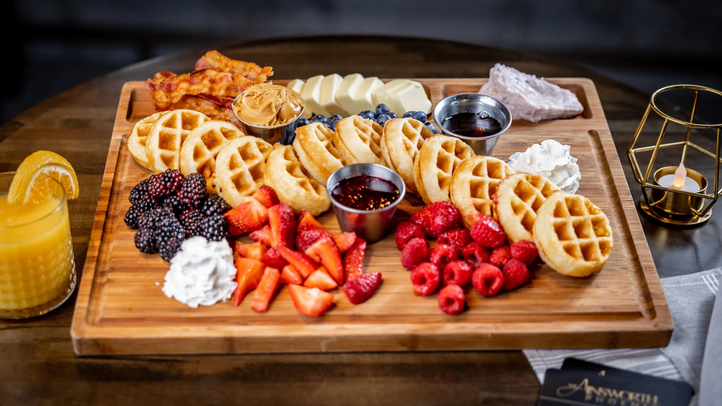 The Ainsworth Restaurant Bar Burgers Sports Event Space