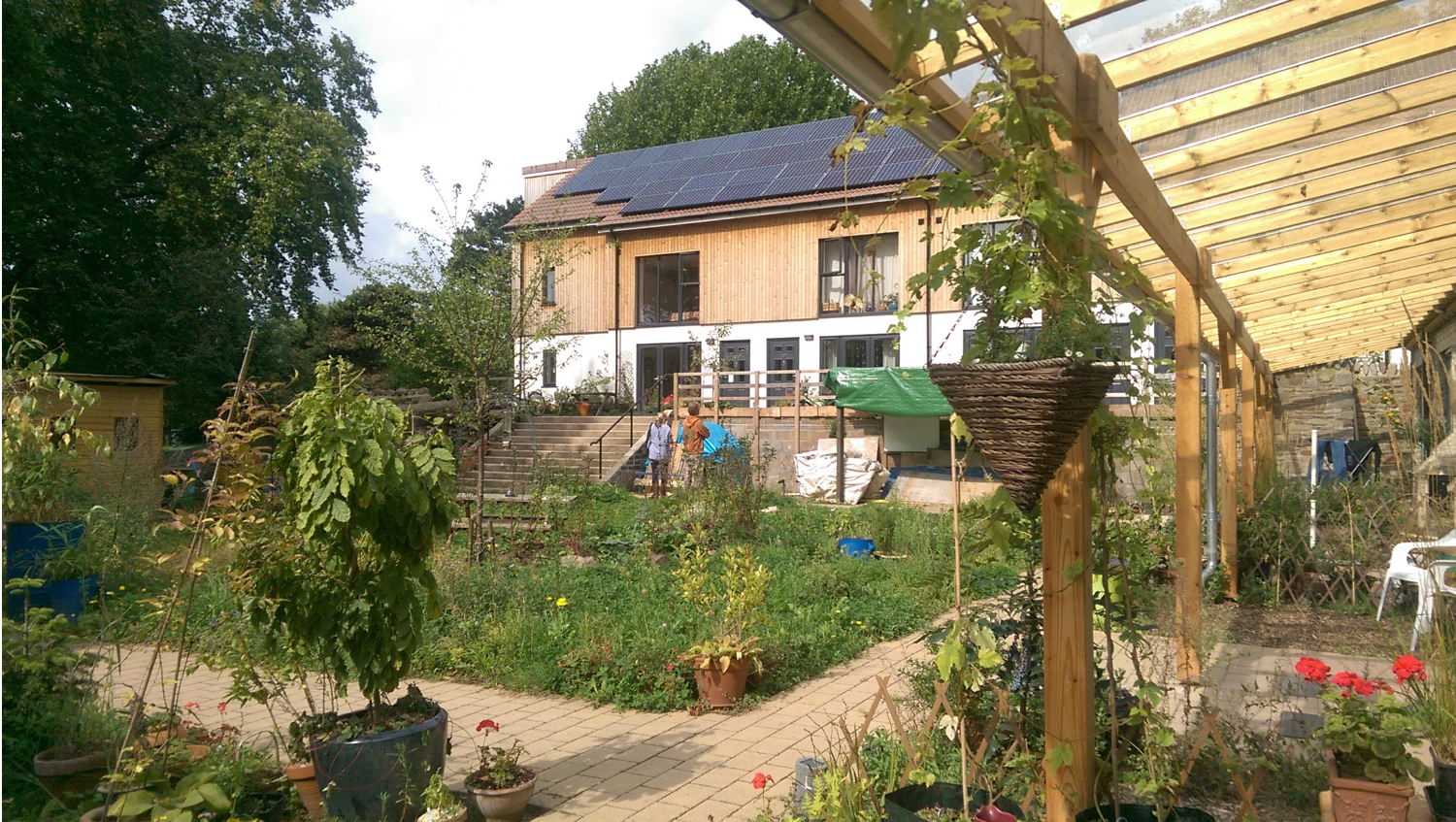 Fishponds Road Garden.png