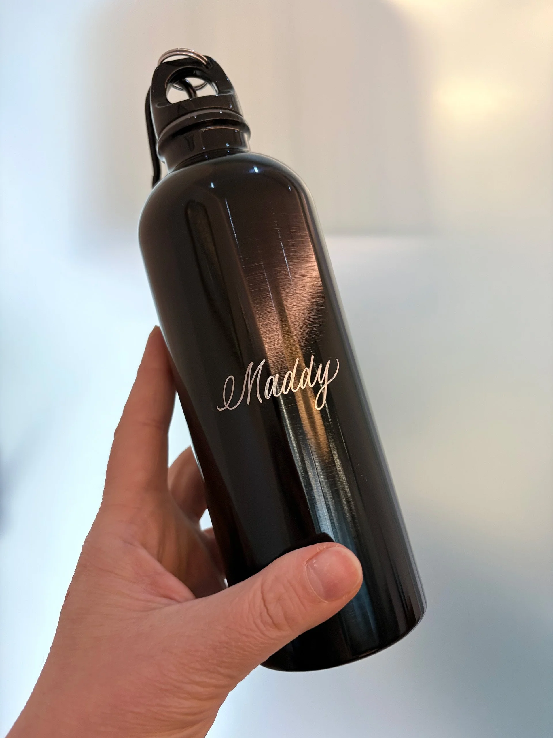 Engraving on metal water bottles