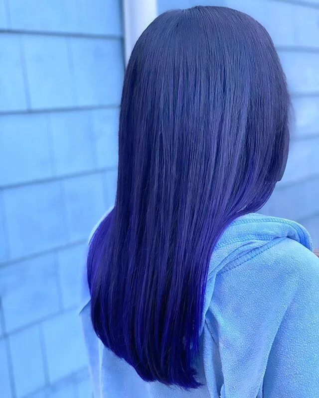 Purple realness for @zenrn1111 ☮️💟☯️ @pulpriothair Nightfall, Velvet and Jam 🌑
.
.
.
.
.
#purplehair #violethair #indigohair #purpleombrehair #blackhair #pulpriot #pulpriothair #vividhaircolor #vividhair #ittakesapro #licensedtocreate #stylistlife 