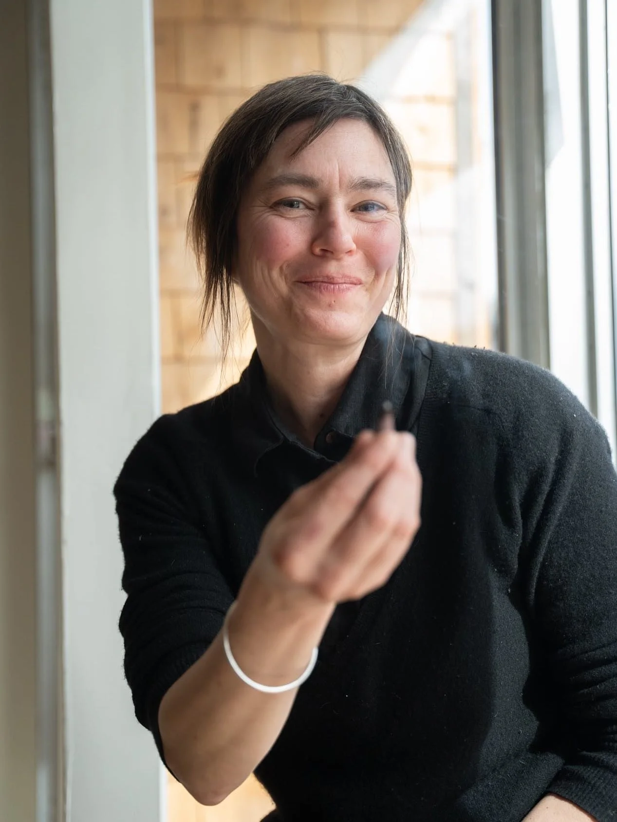 Meet Megan Spencer
Megan is the co-owner of @sacredgardener, based in Golden Lake, ON. Megan has spent 20 years deepening her relationship with plant kin, focusing on learning about their medicine and healing they offer humans. She loves creating de