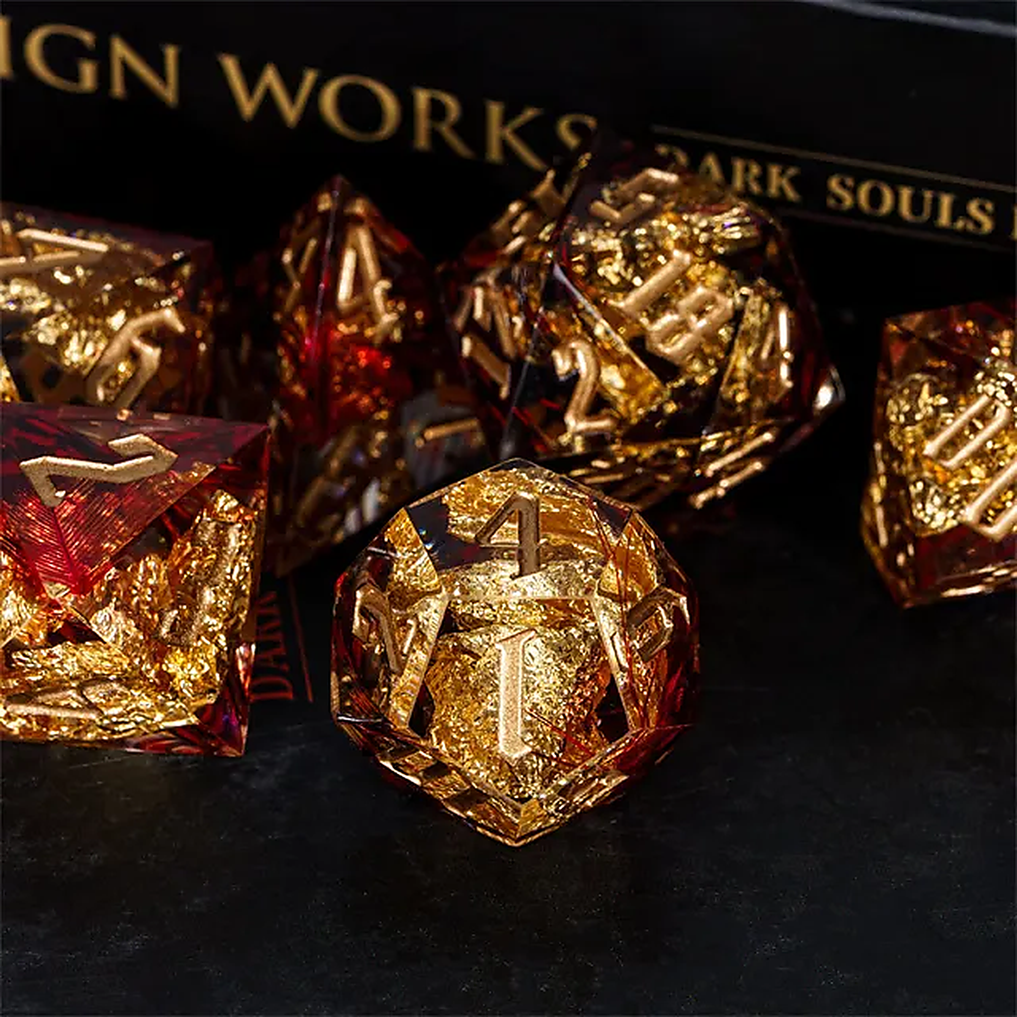 crimson_gold_5_2000.png