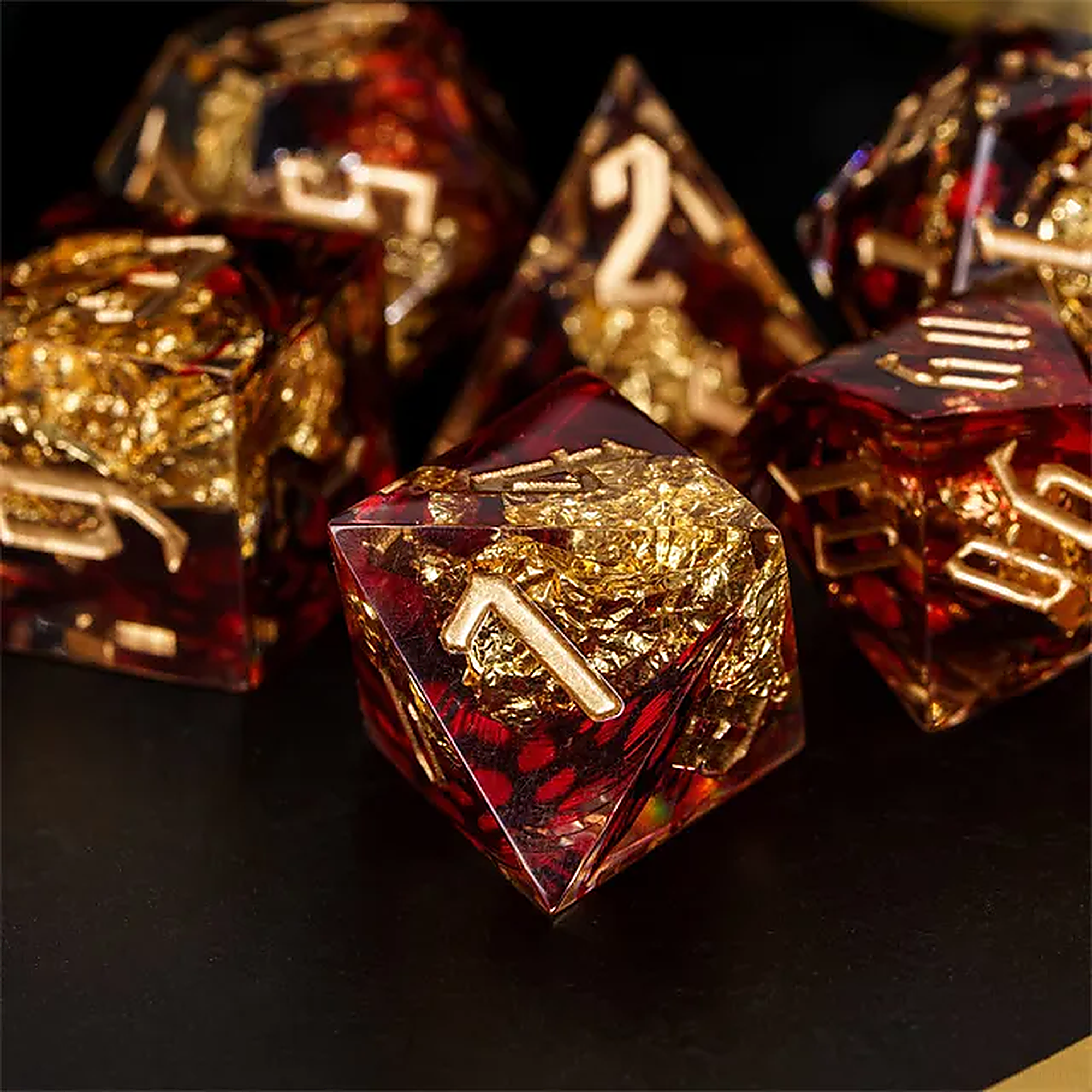 crimson_gold_7_2000.png