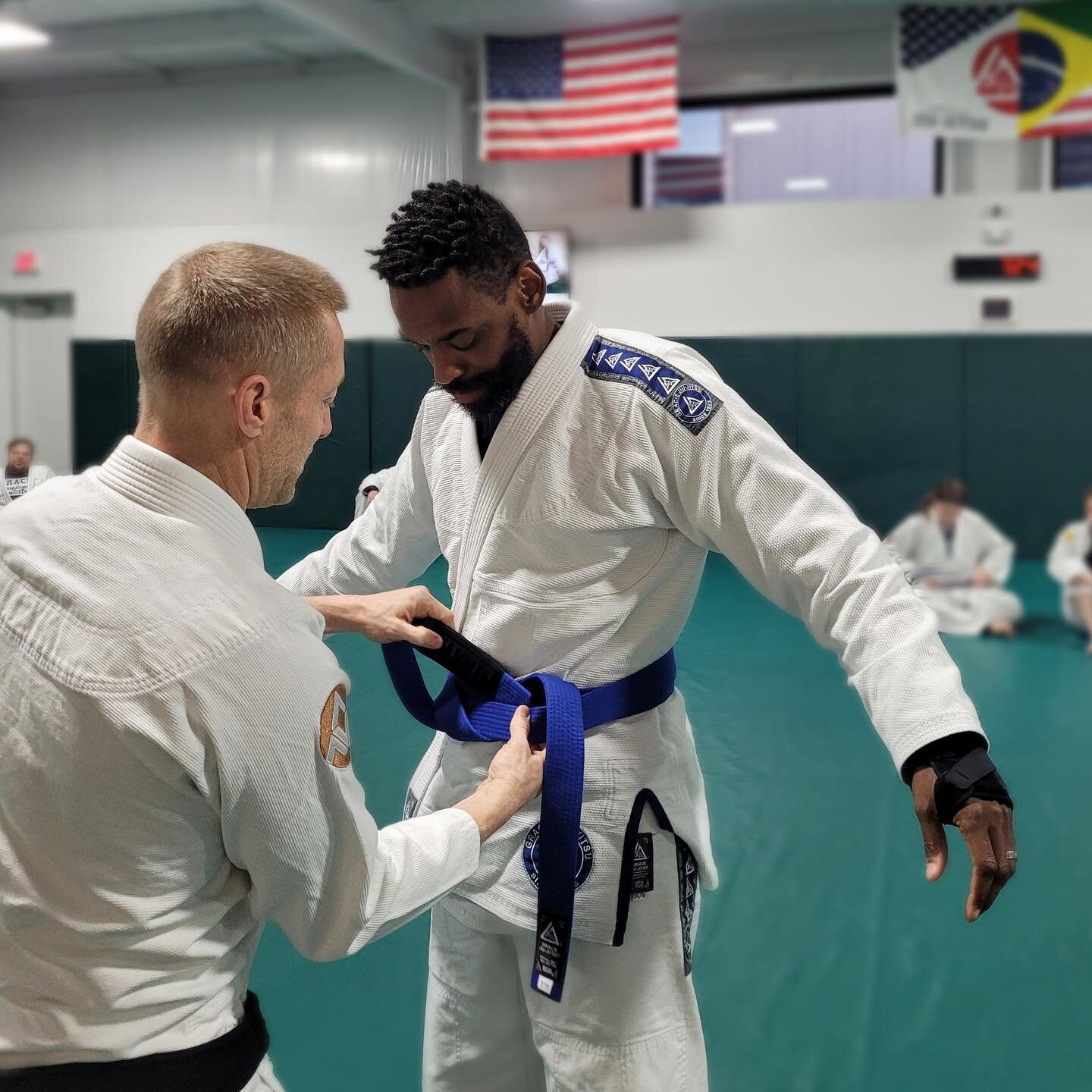 Big congrats to Jamin on his recent promotion to blue belt!

#mastercycle #bluebelt #tulsajiujitsu