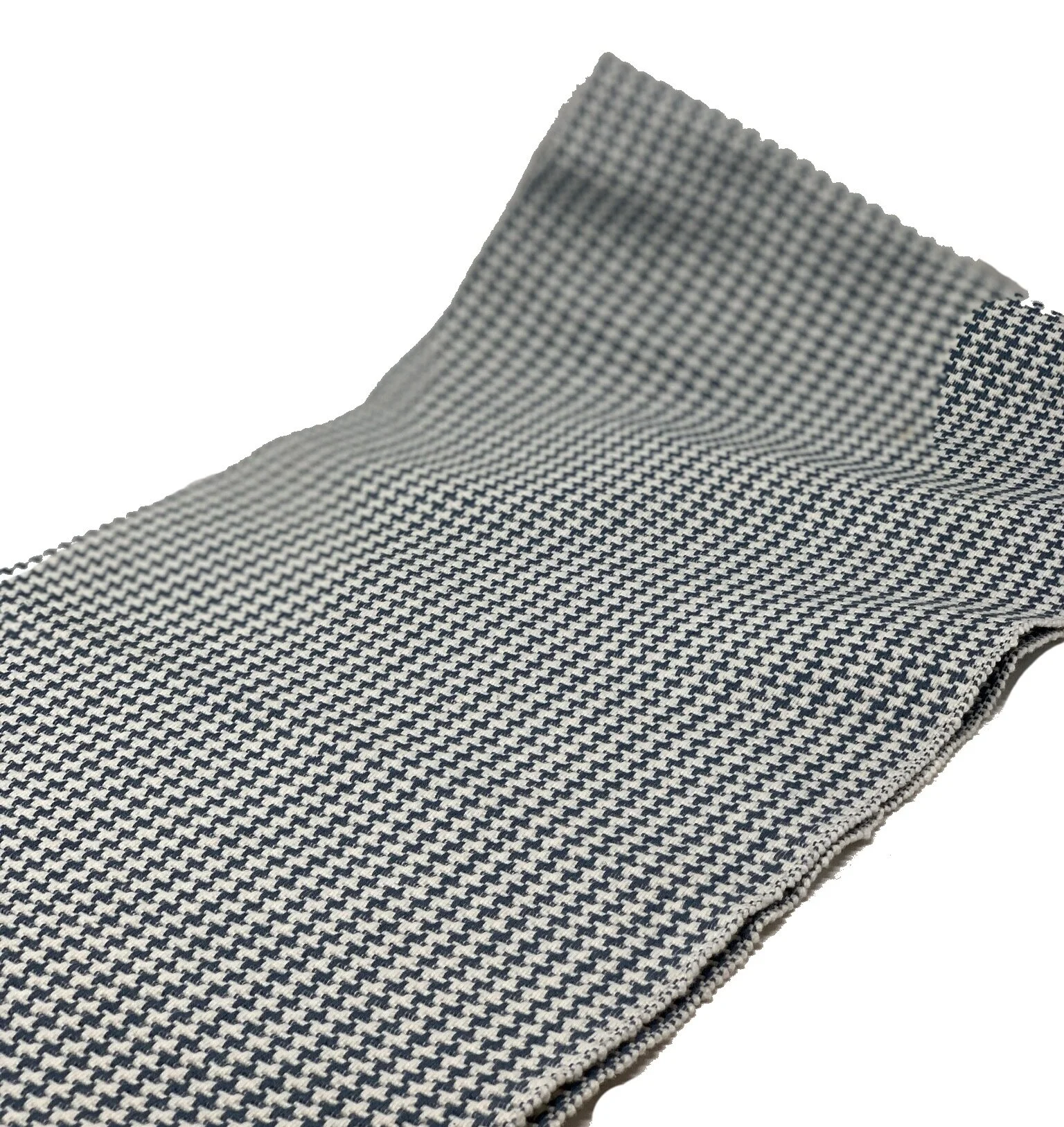 4ED07E72-6CAA-41AD-B7B8-32BE065C2EE9