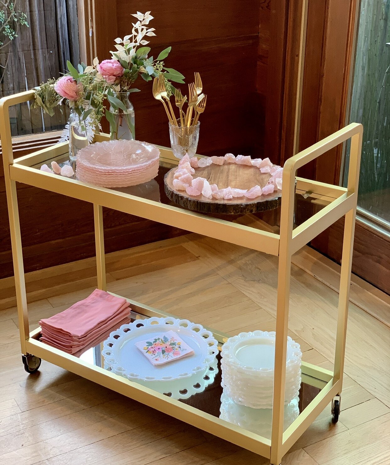 BB16E006-A3C5-4E75-88E0-1B1D59F6423E