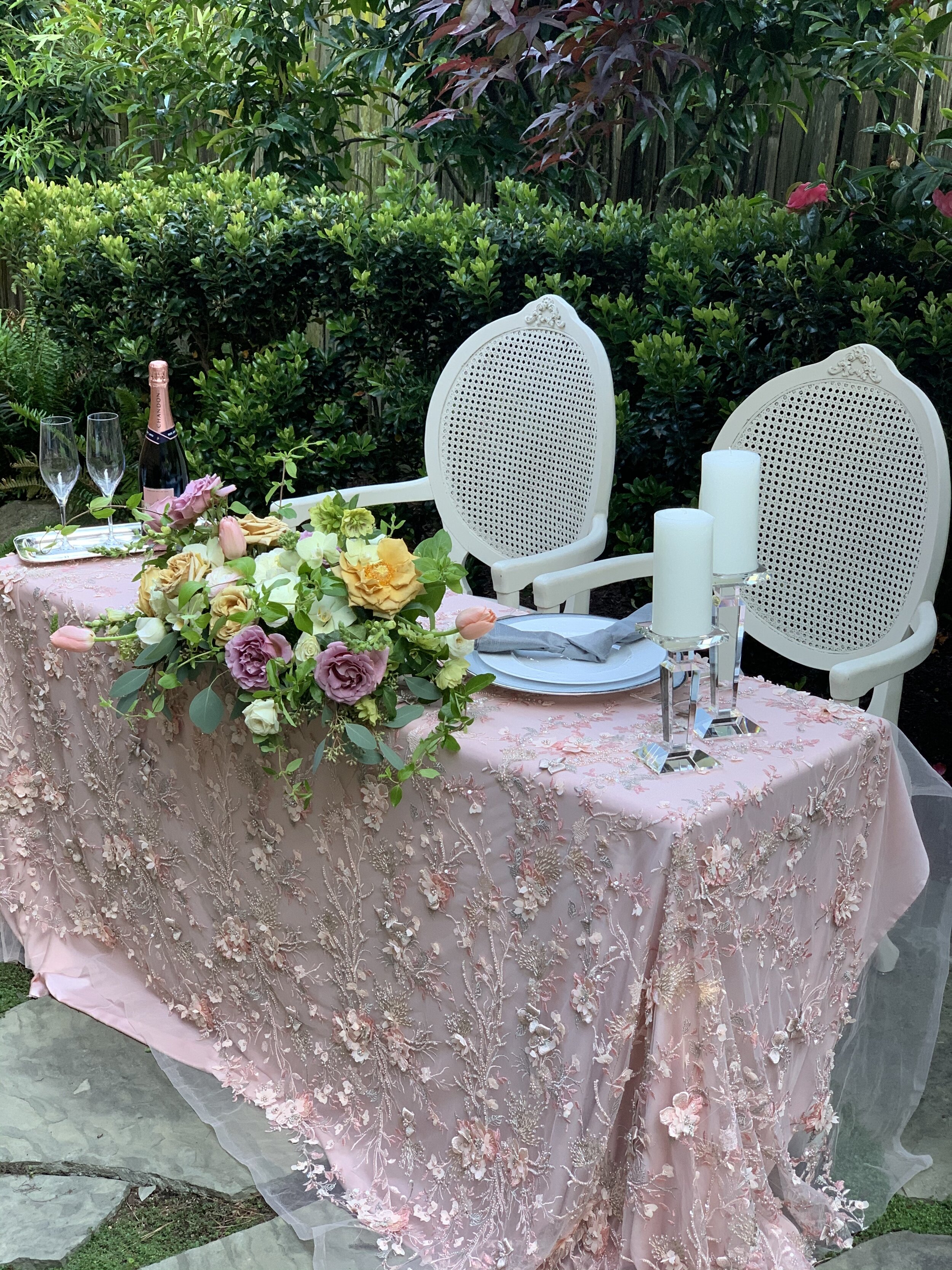 CED995E0-B1B4-44FF-ADAE-349F708F4DF9