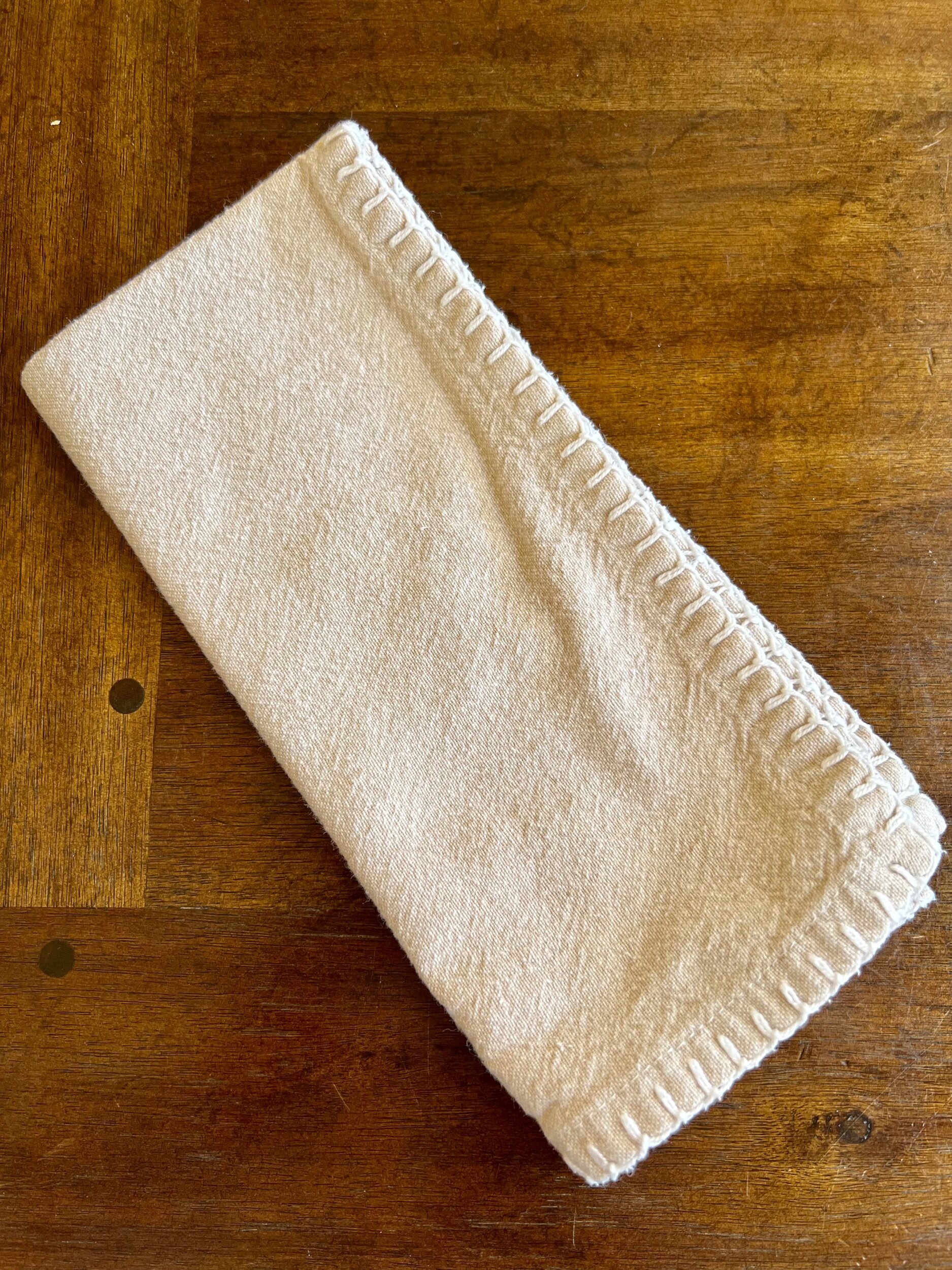 5FF83881-9139-47AD-8817-DA8C01E924B0