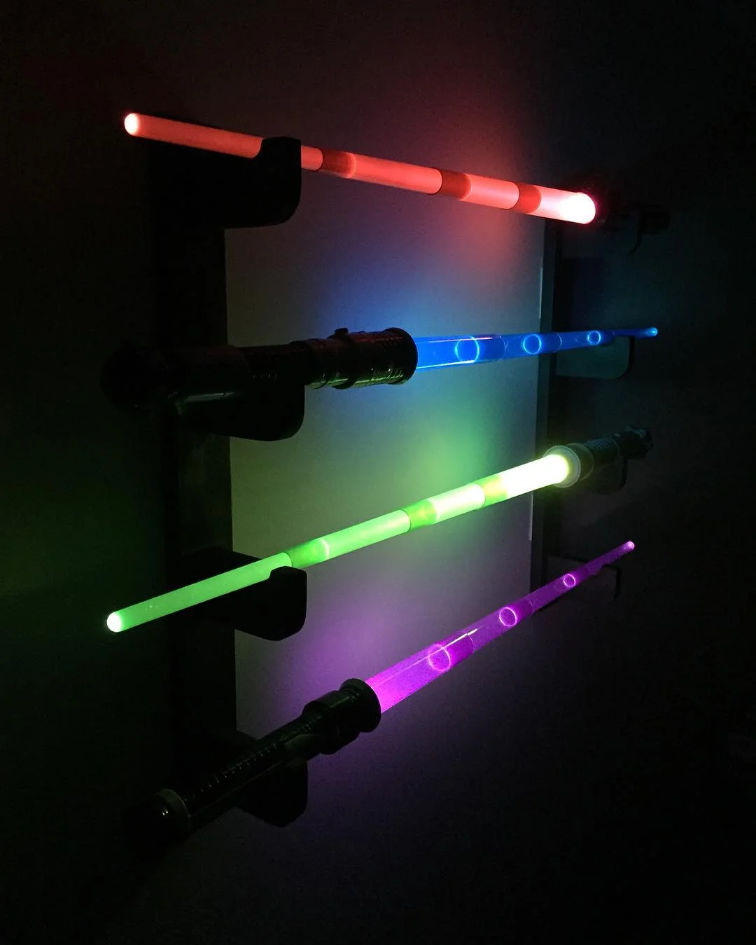 2016-09-26 22.38.21 1348249625425735134_stevenbuildsthings.jpeg