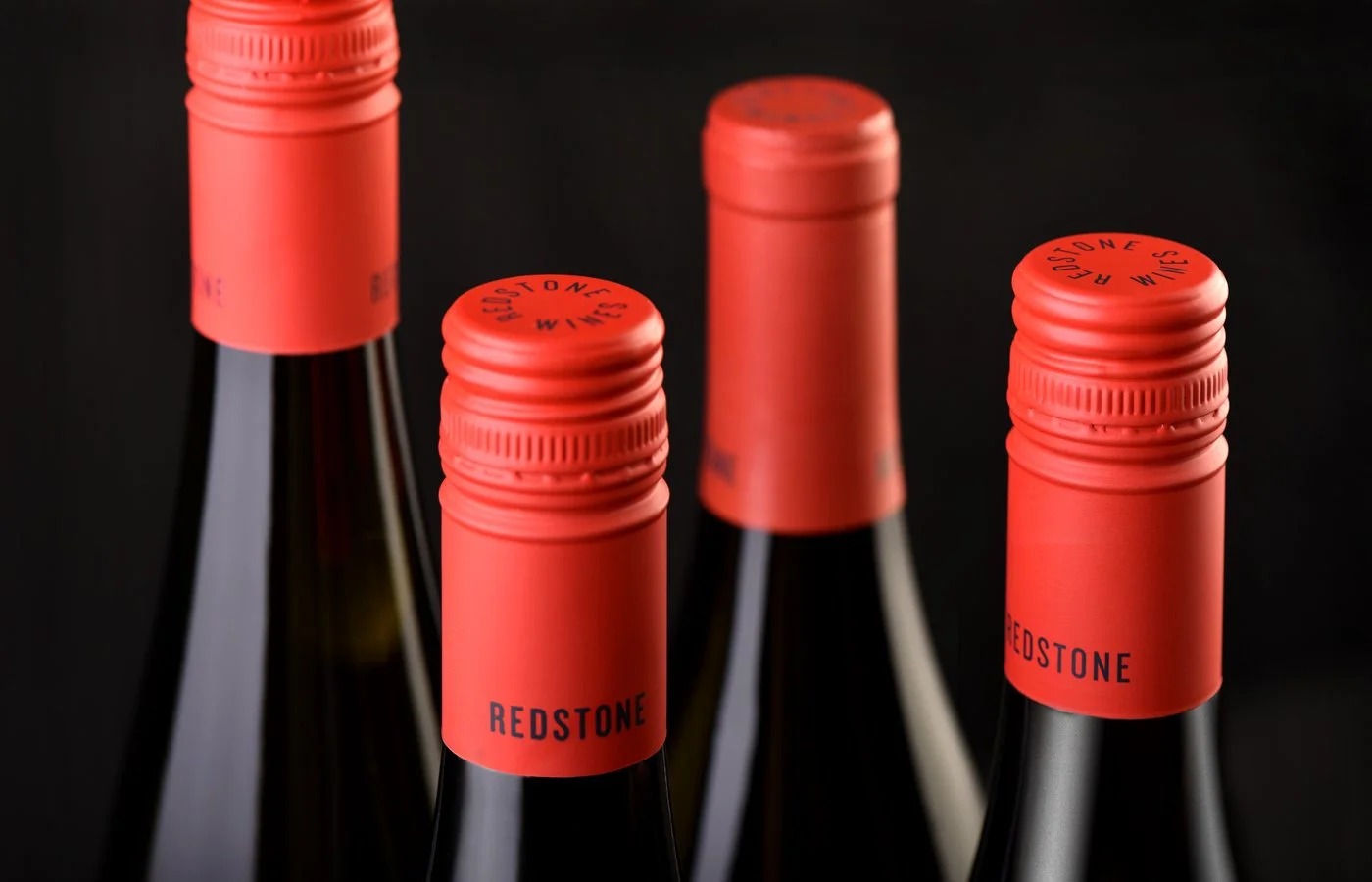 Brandever-RedStoneWinery-capsule-detail.jpg