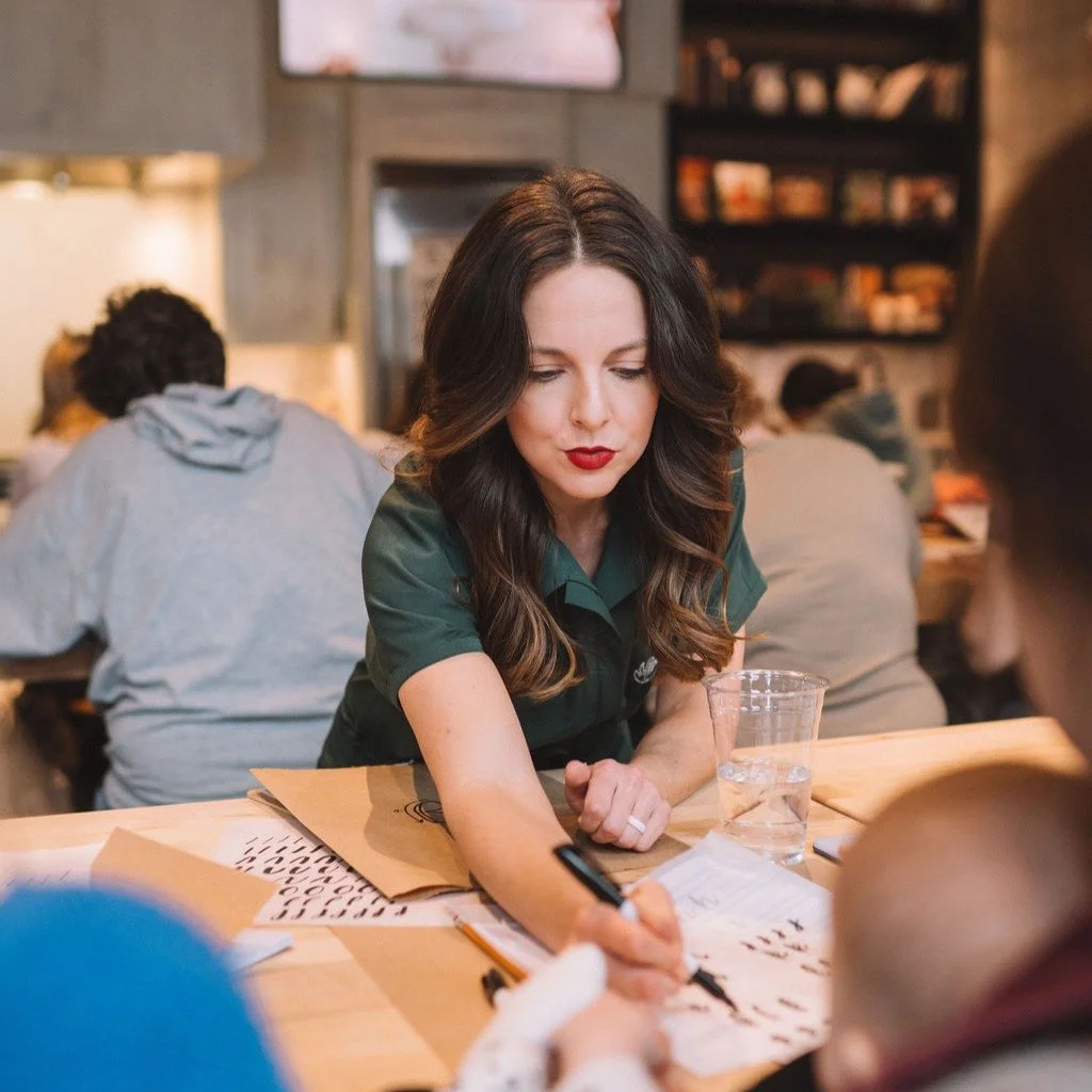 We are beyond excited to announce our very first Meet the Maker with Sydney from @sageandoakcreative !
Sydney is a creative force like no other and we can't wait to welcome her to Festa Studio!

Join Sage &amp; Oak Creative for a free live-lettering 