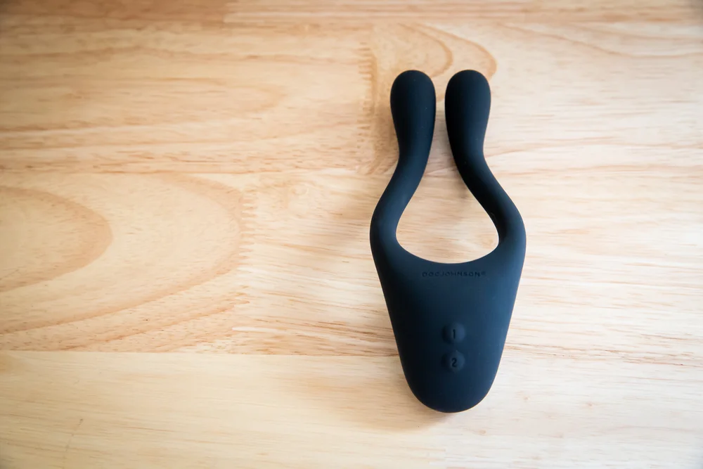 I Tried a Couples Sex Toy (Tryst Review) — Love, Emma