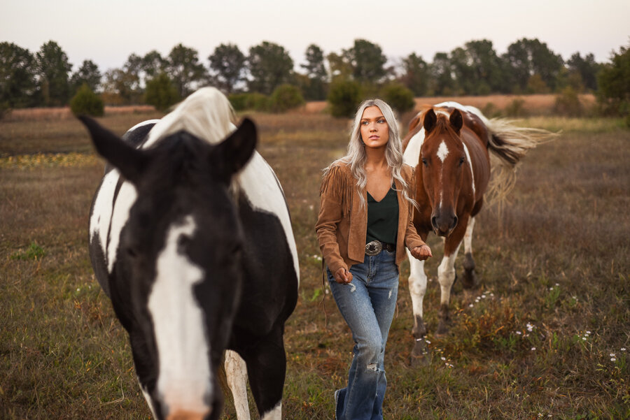 Featured Senior Session | Expressions Exposed Photography
