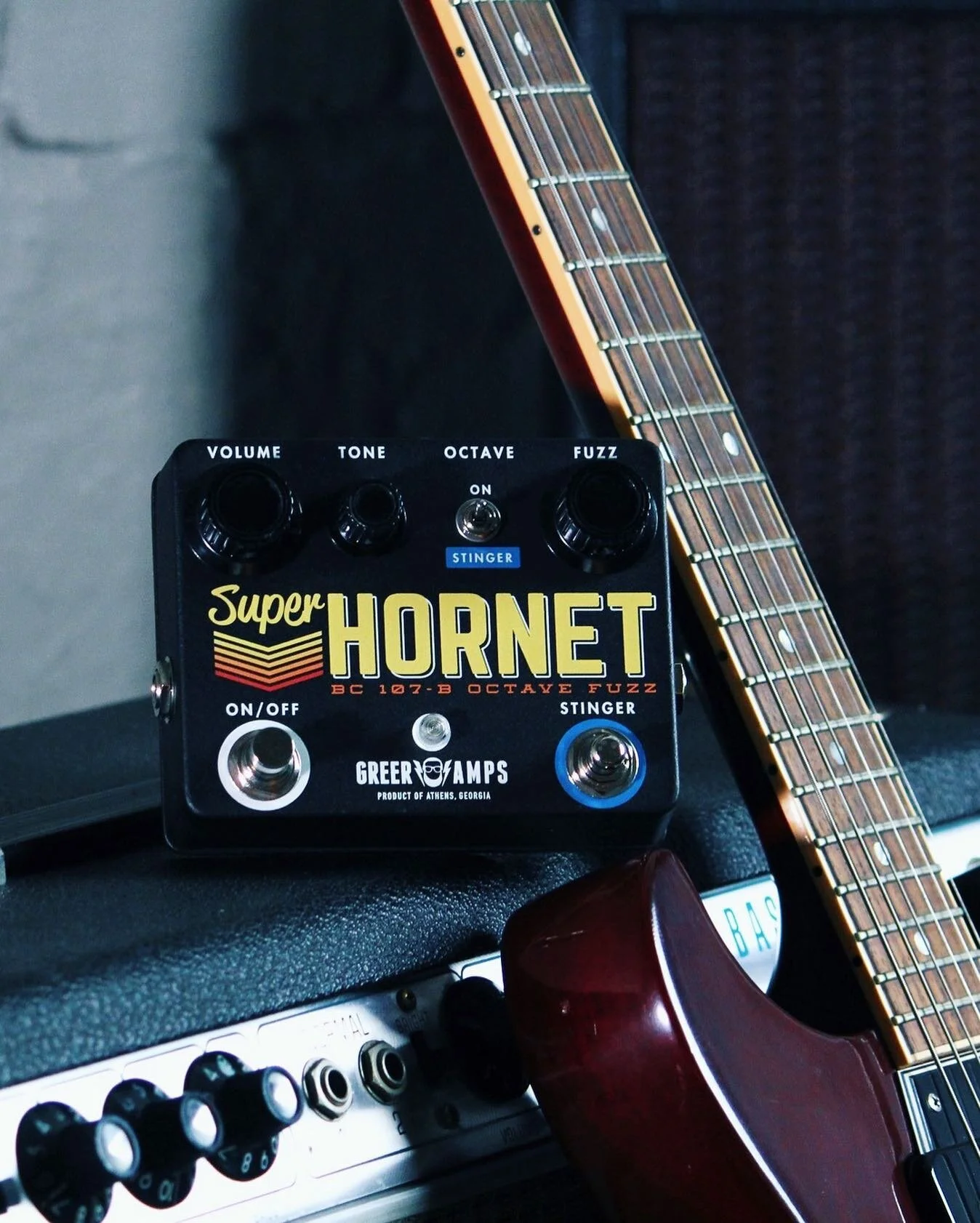 Inspiringly unruly, the Super Hornet from @greeramps is a true fuzz lovers fuzz loaded with a copious amount of upper octave sting that cuts in all the right ways.