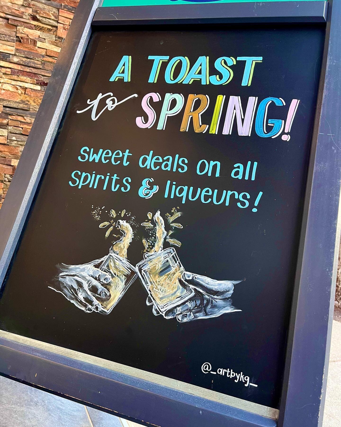 The first week of spring is here! Check out @vomfassbrookline in Coolidge Corner to see their new spring deals 🥂🍷💐 
.
.
.
#vomfass #chalkboardart #chalkboardartist #chalkboardsigns #handlettering #spring #springdeals #art #bostonartist #explorepag