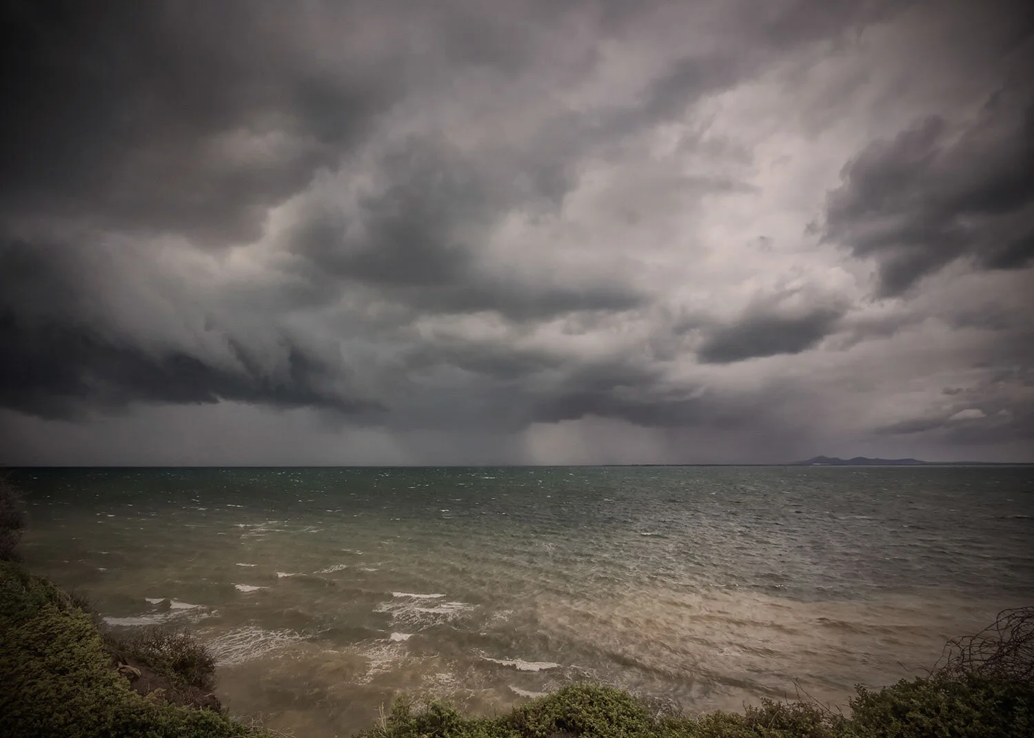 DIGITAL - A Grade Open Commended Susan Rocco, Gathering Storm