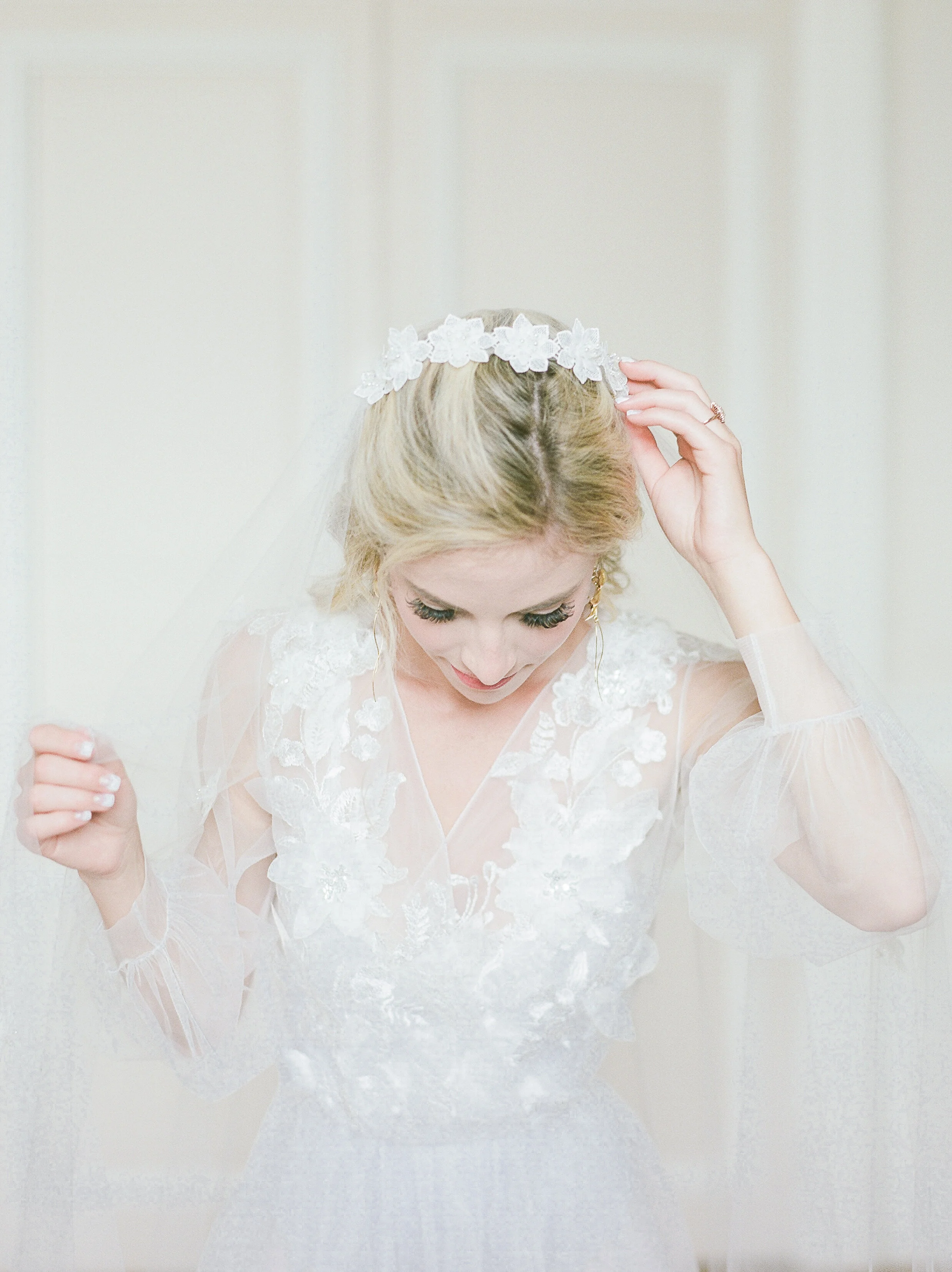 ParisPhotographer_JuliePaisley_ChateauWedding_A&K-111.jpg