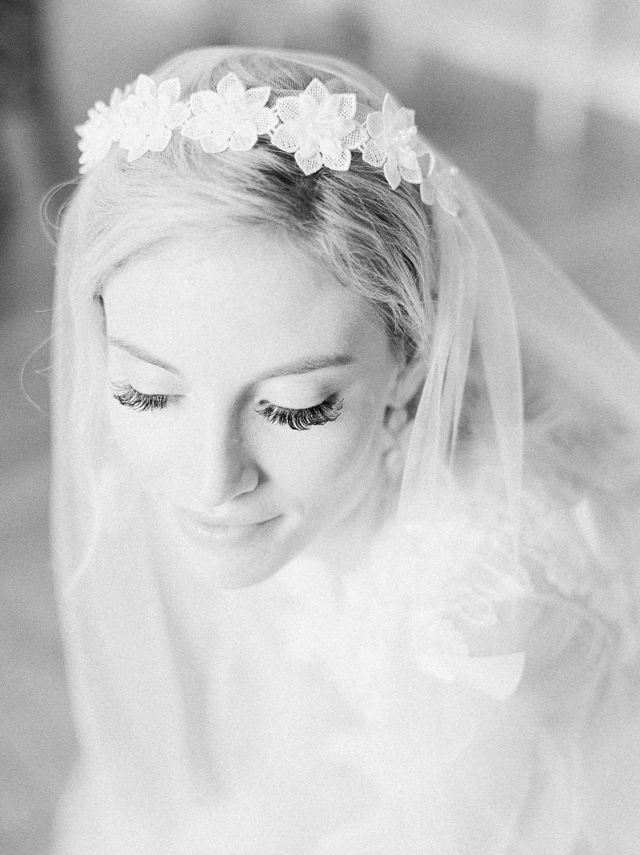 ParisPhotographer_JuliePaisley_ChateauWedding_A&K-139.jpg