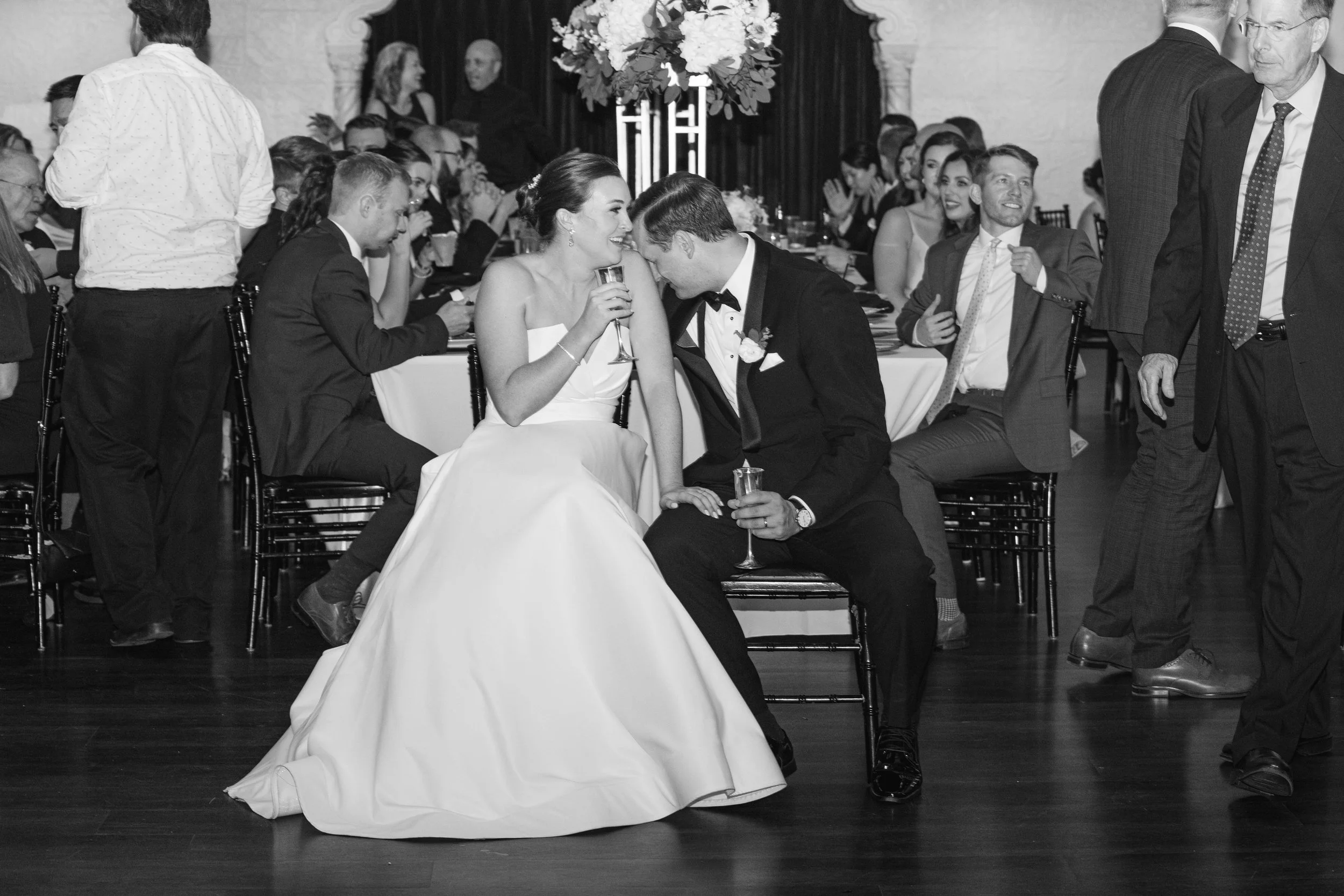The Appeal of Vintage Wedding Photography in Historic Settings