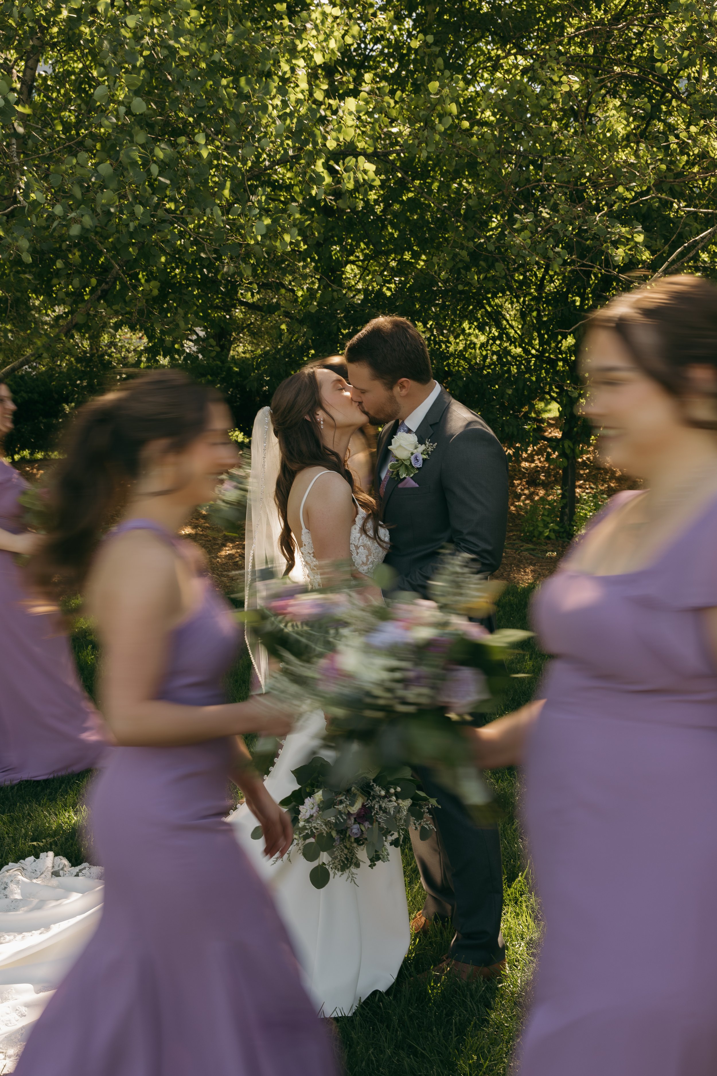 How the Best Omaha Weddings Balance Structure and Flexibility