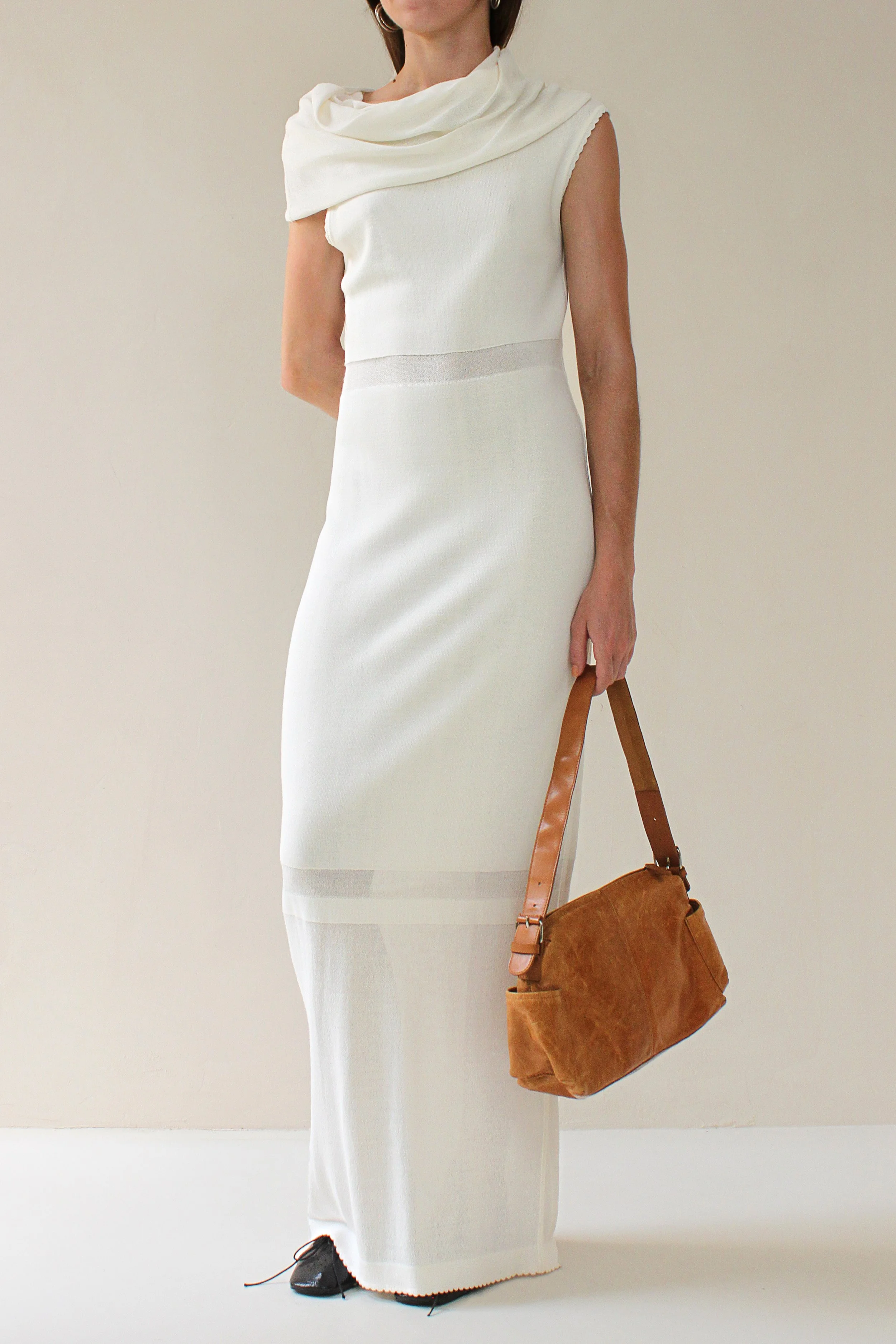 whitedress1.jpg