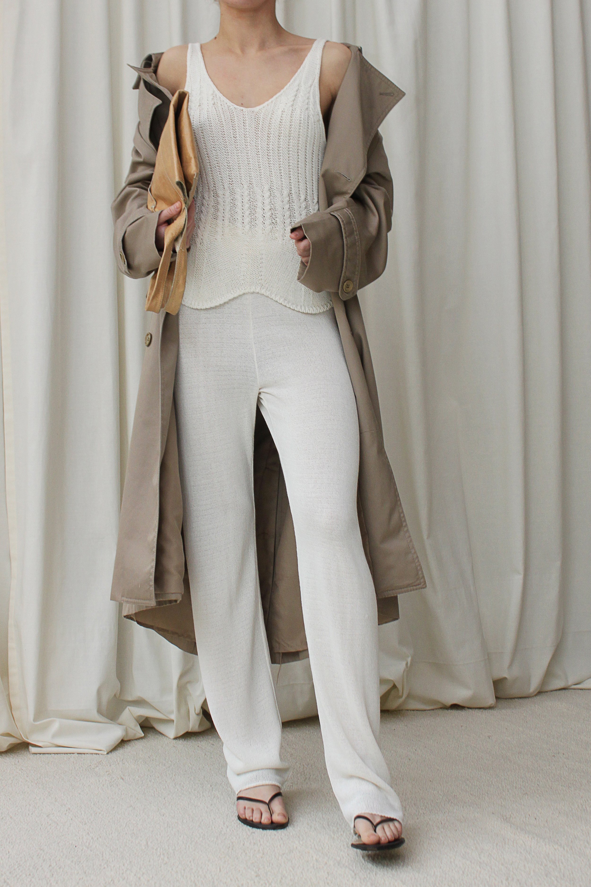 whiteset1.jpg
