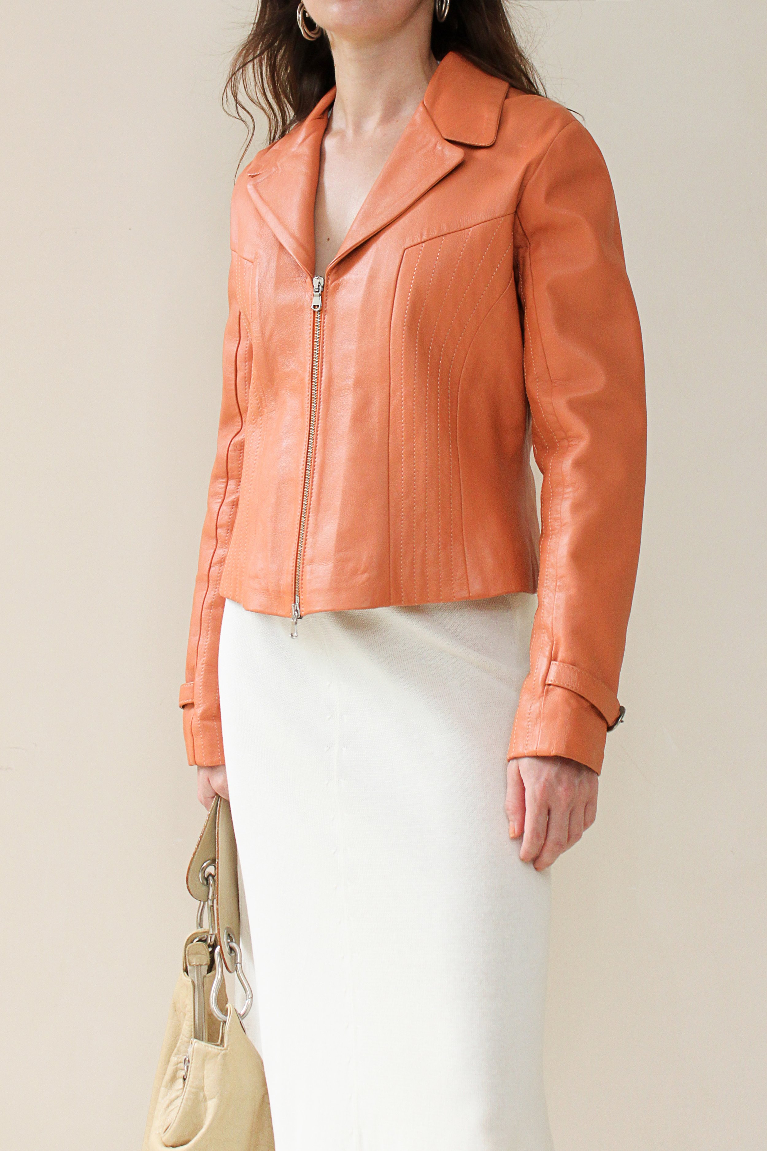 apricotleather2.jpg