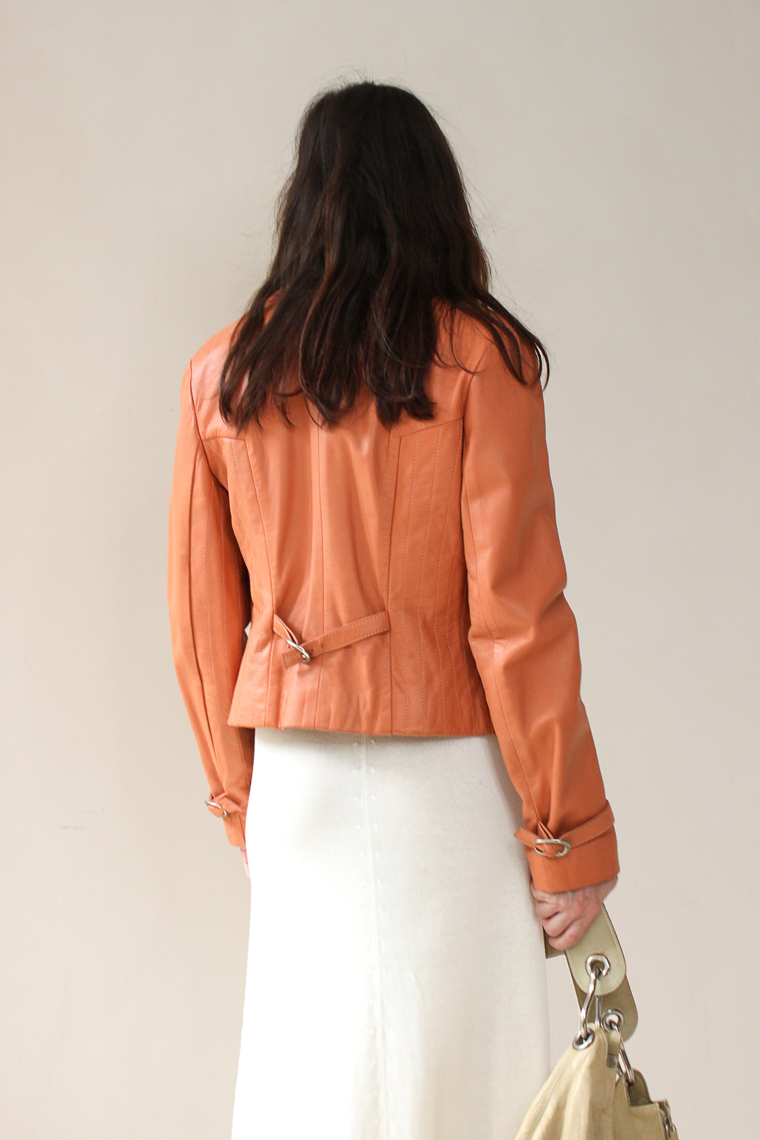 apricotleather1.jpg