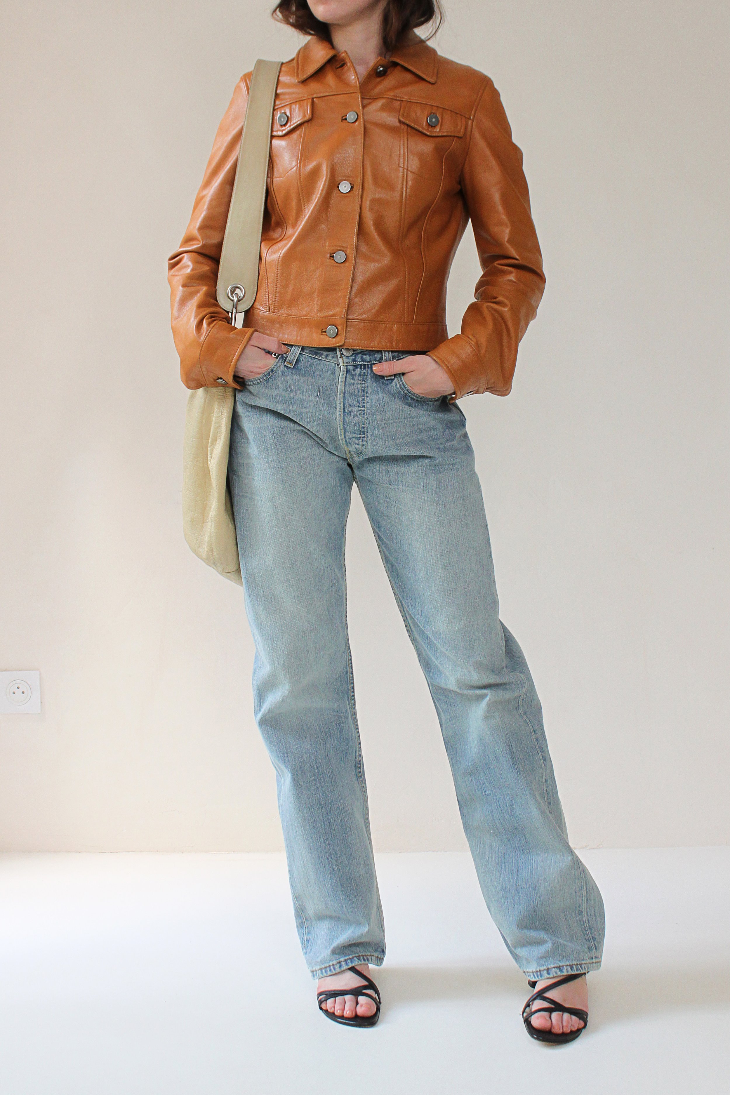 cognacleather1.jpg