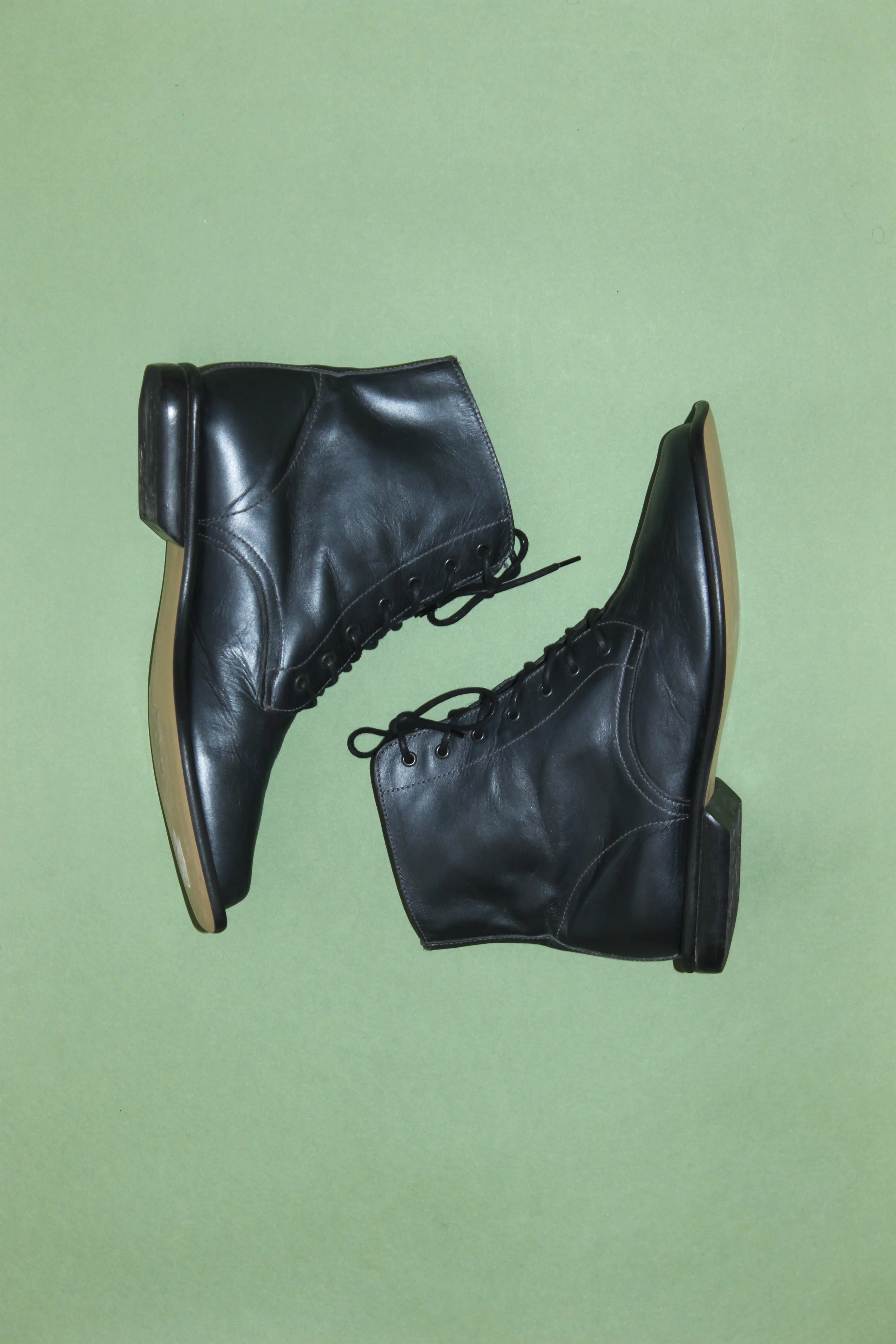 vintageboots1.jpg