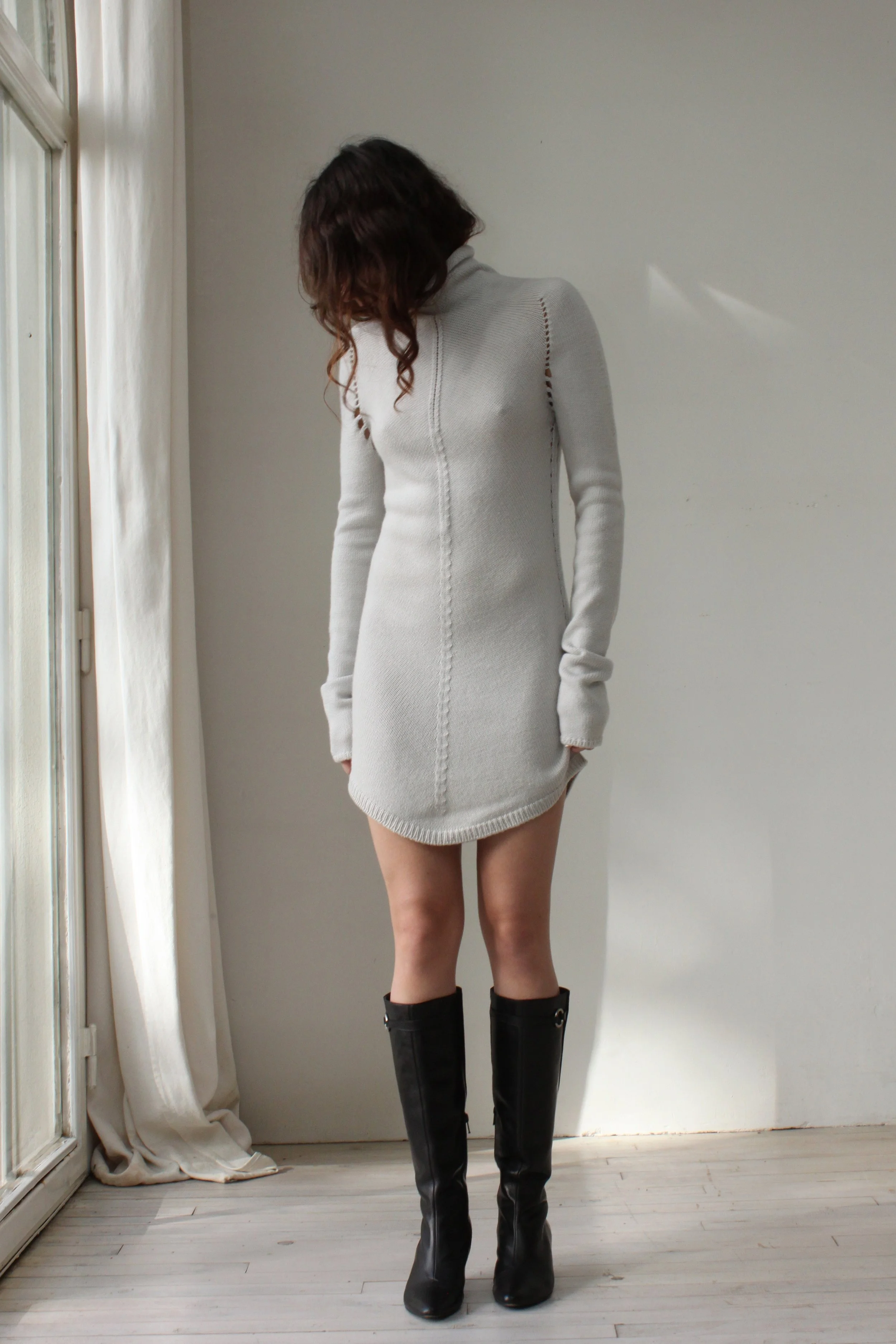 lightgreydress5.jpg
