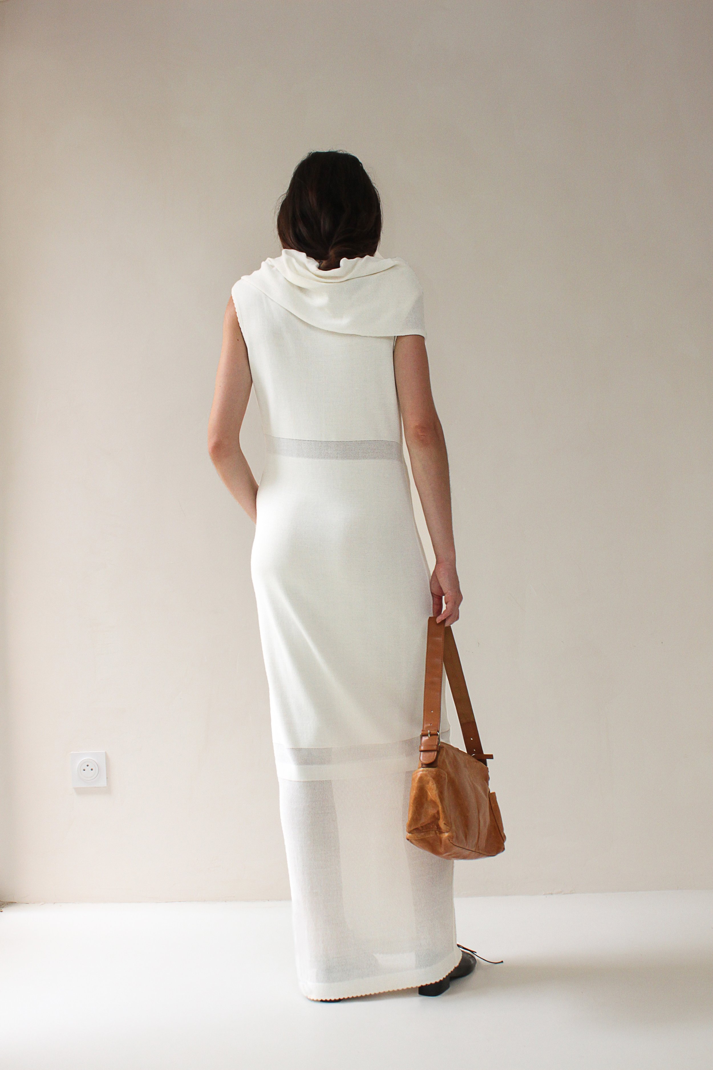 whitedress3.jpg