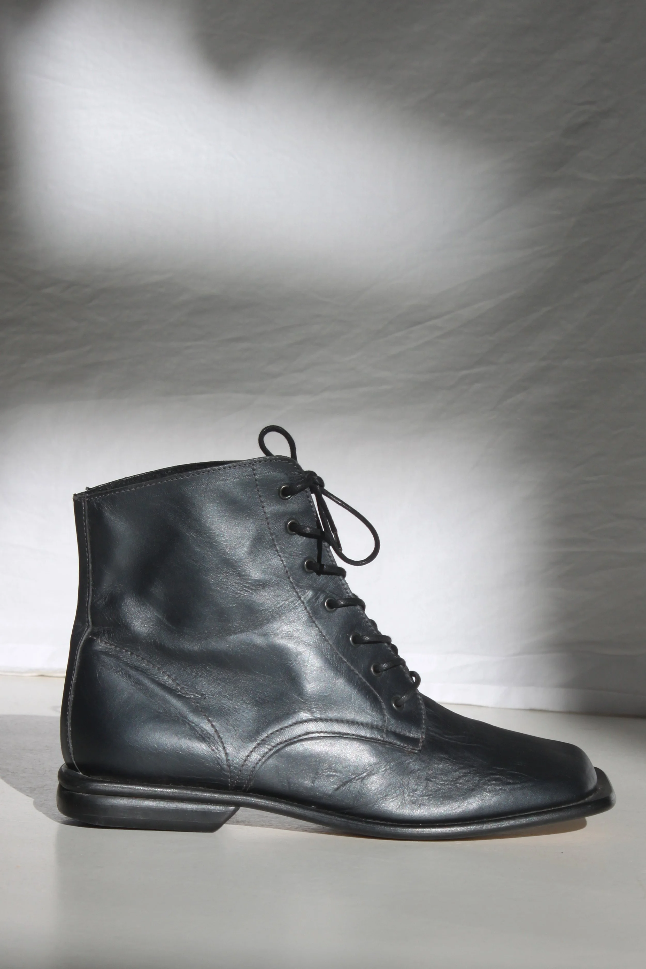 vintageboots2.jpg