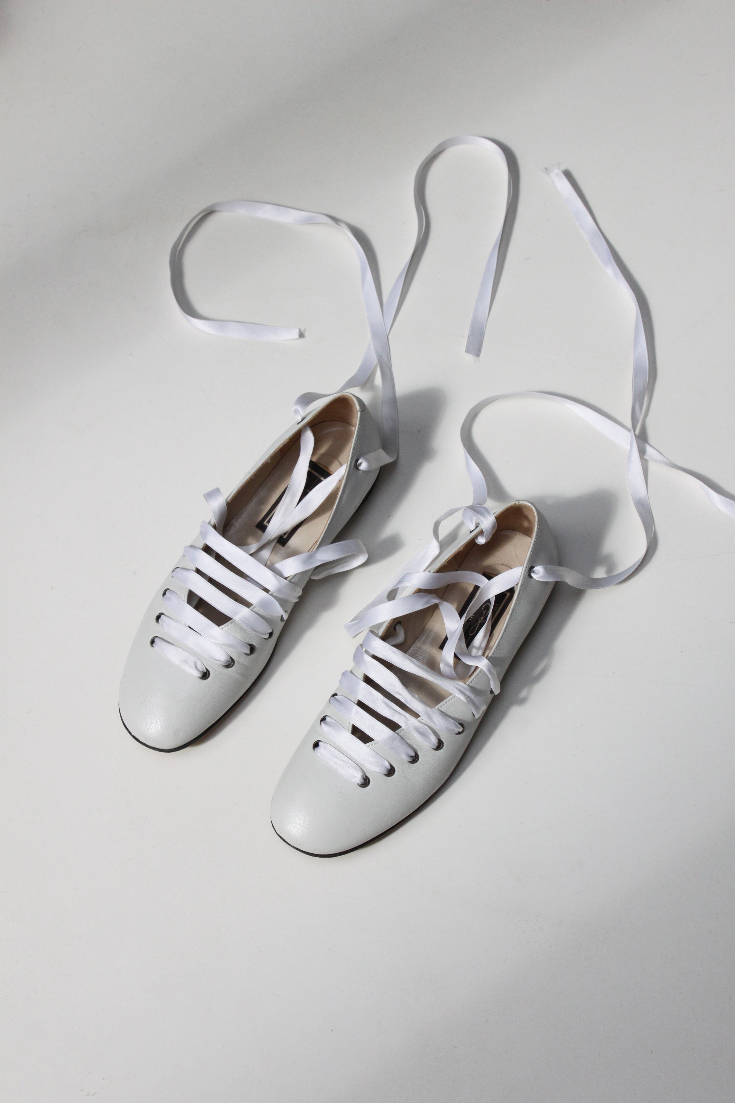 whiteflats1.jpg