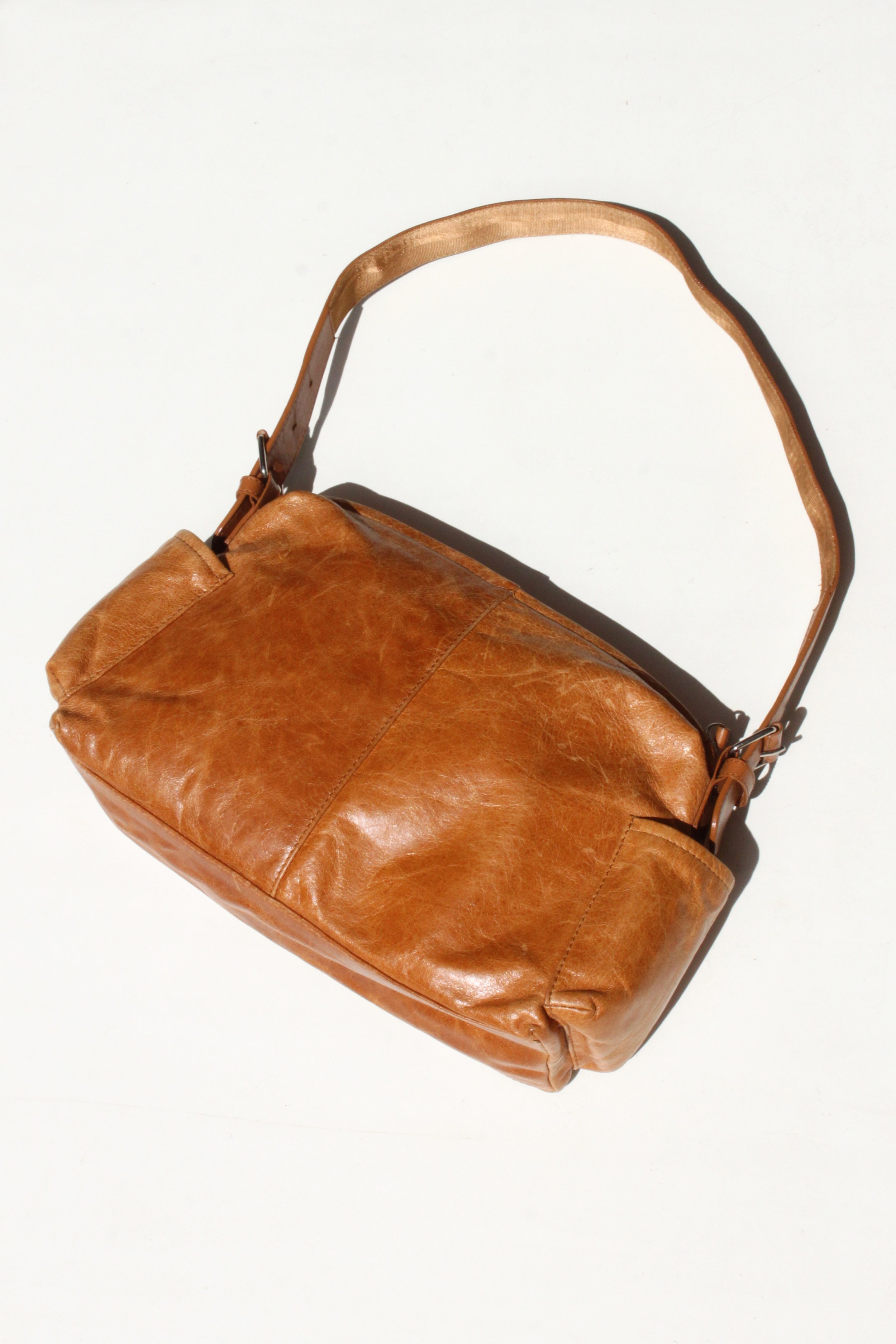 camelbag1.jpg