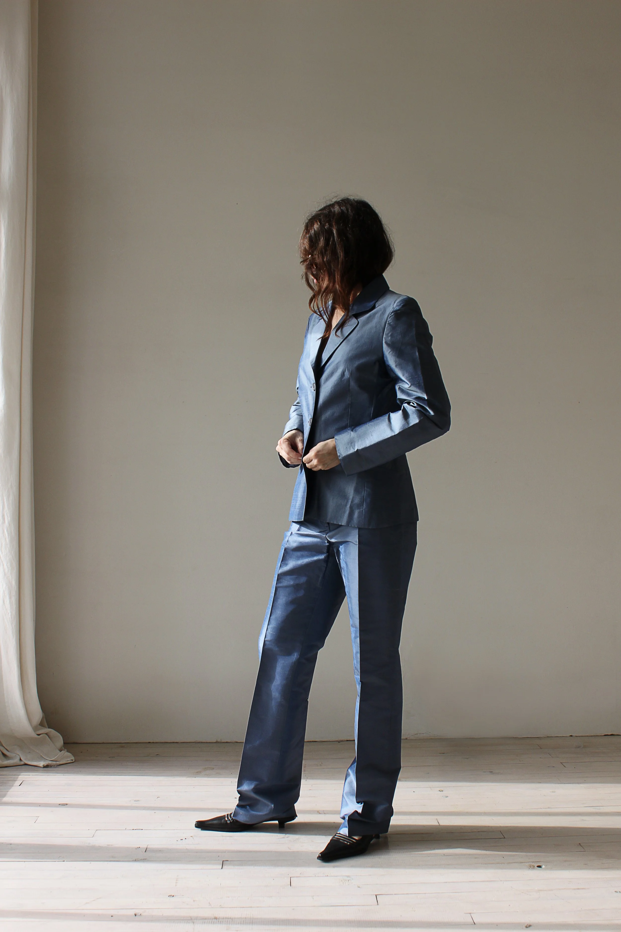 bluesuit4.jpg