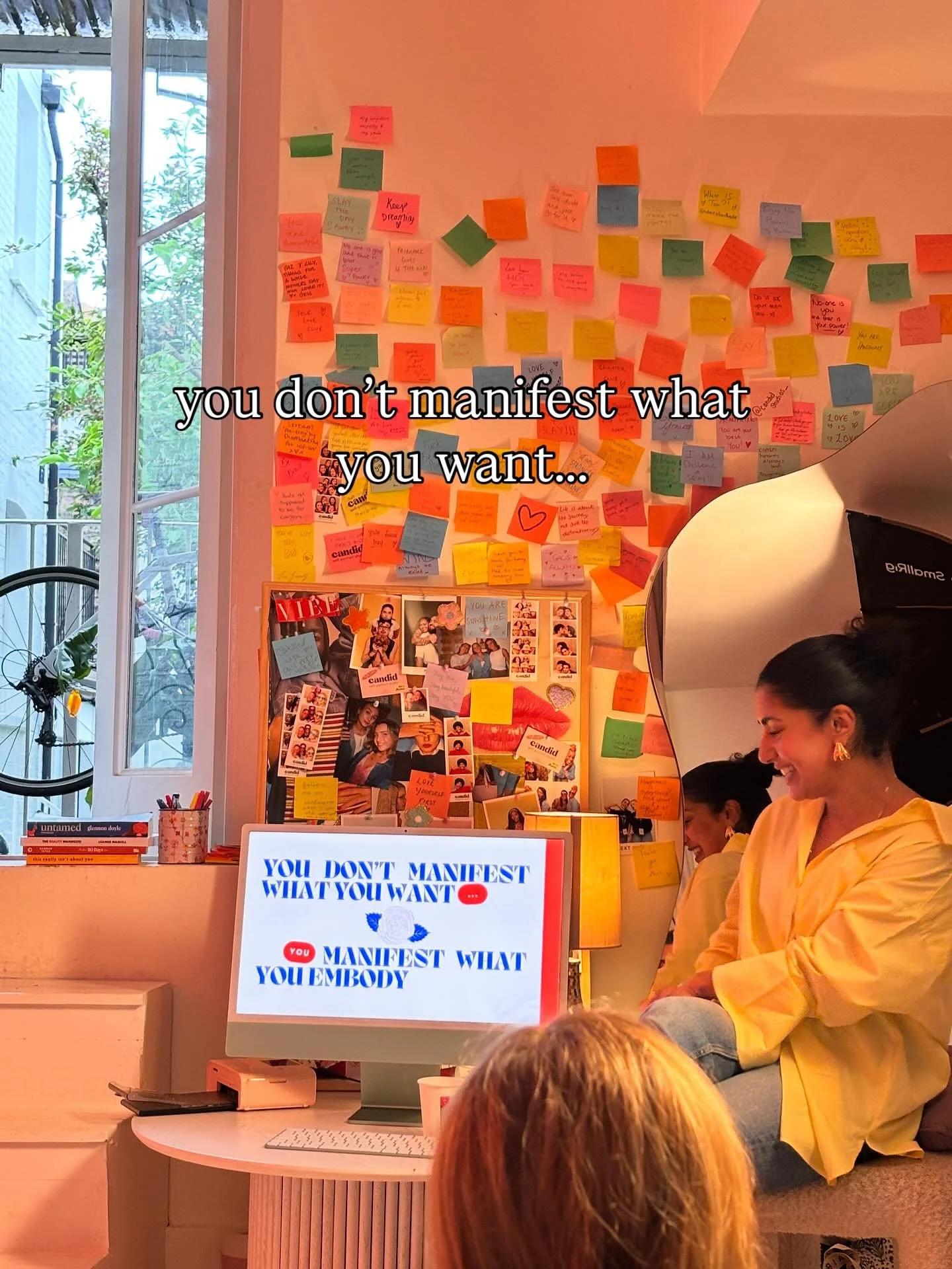 What a dream βοΈ 
Back hosting an intimate grow girl circle + manifestation workshop 
With the queens @candidstudios_ 
(A manifestation in itself) 
Breaking down the science behind goal getting + manifestation, with zero fluff
Holding space for h