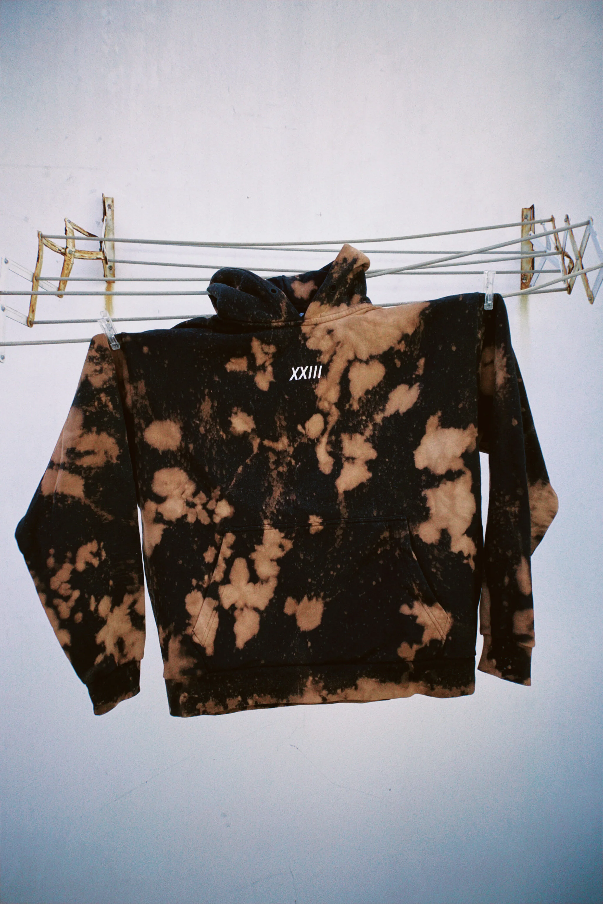  [HOODIE001]: BLEACHED — 60 EUR (SOLD OUT)