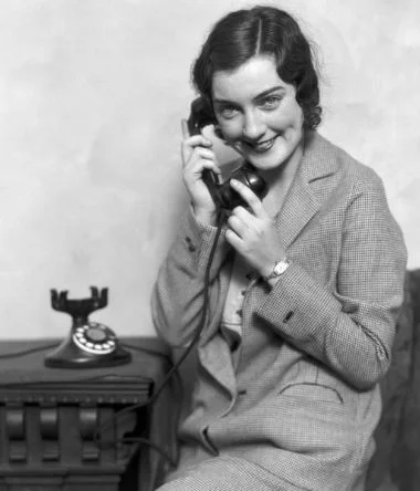 WOMEN AND WRISTWATCHES
