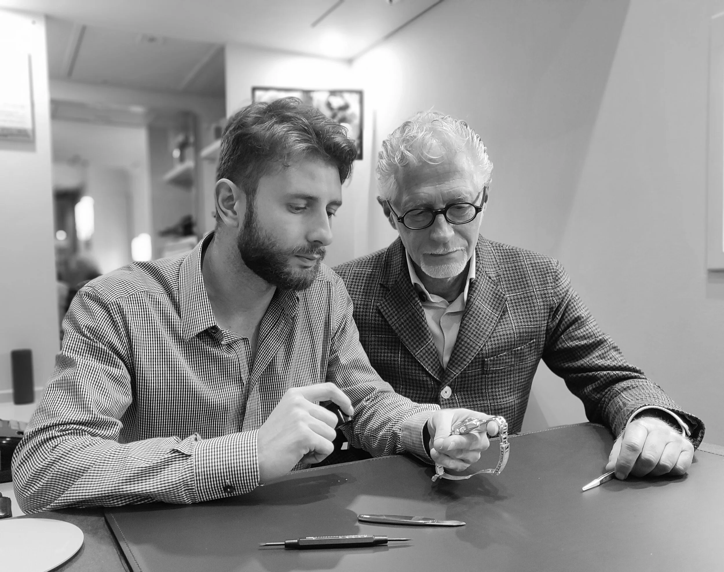 RETAILER STORIES 10: A QUICK CHAT WITH TOMMASO RATTIGHIERI OF WATCH HUNTERS 
