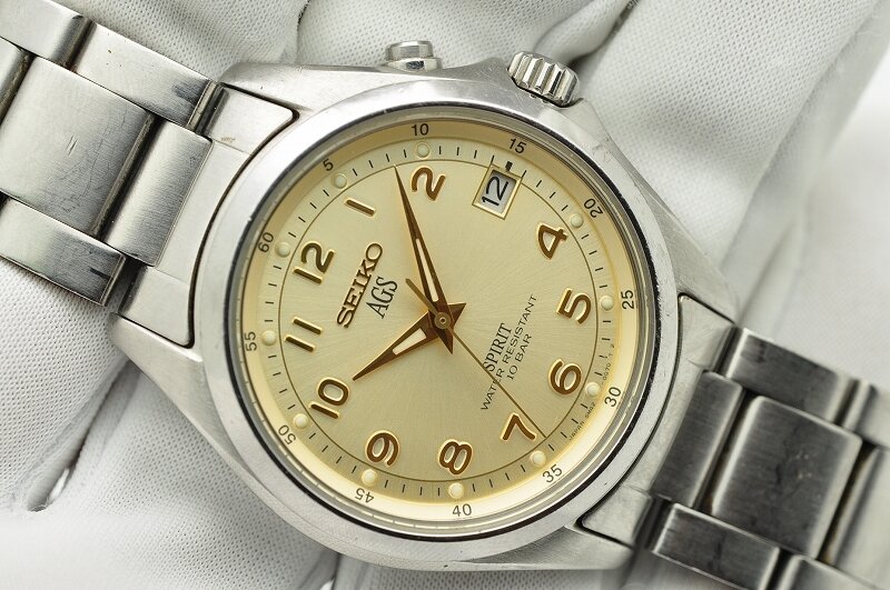 SEIKO KINETIC OR .? - Montres Publiques - The vintage watch magazine
