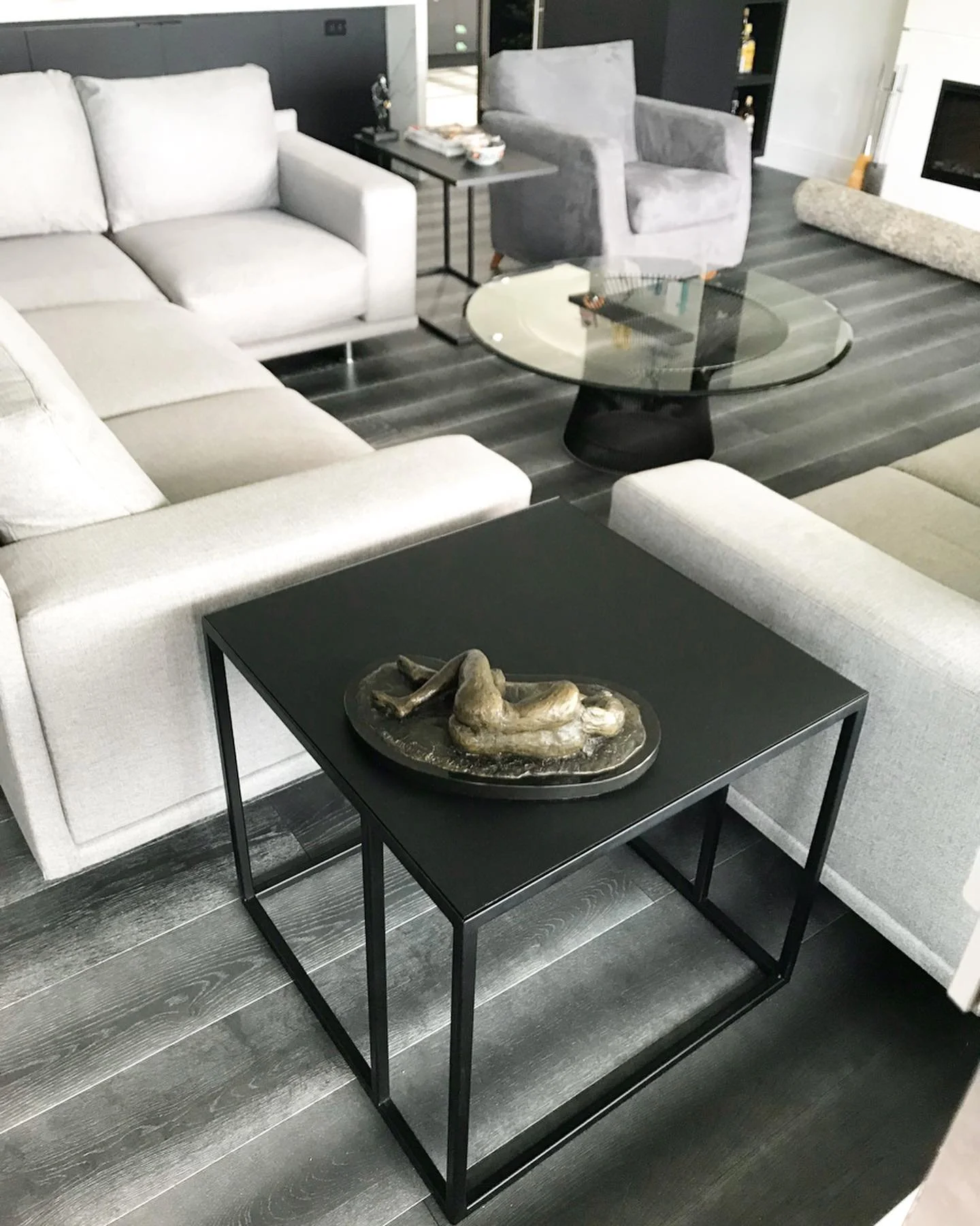 Custom Metal Side Tables – Clean Design, Solid Craftsmanship