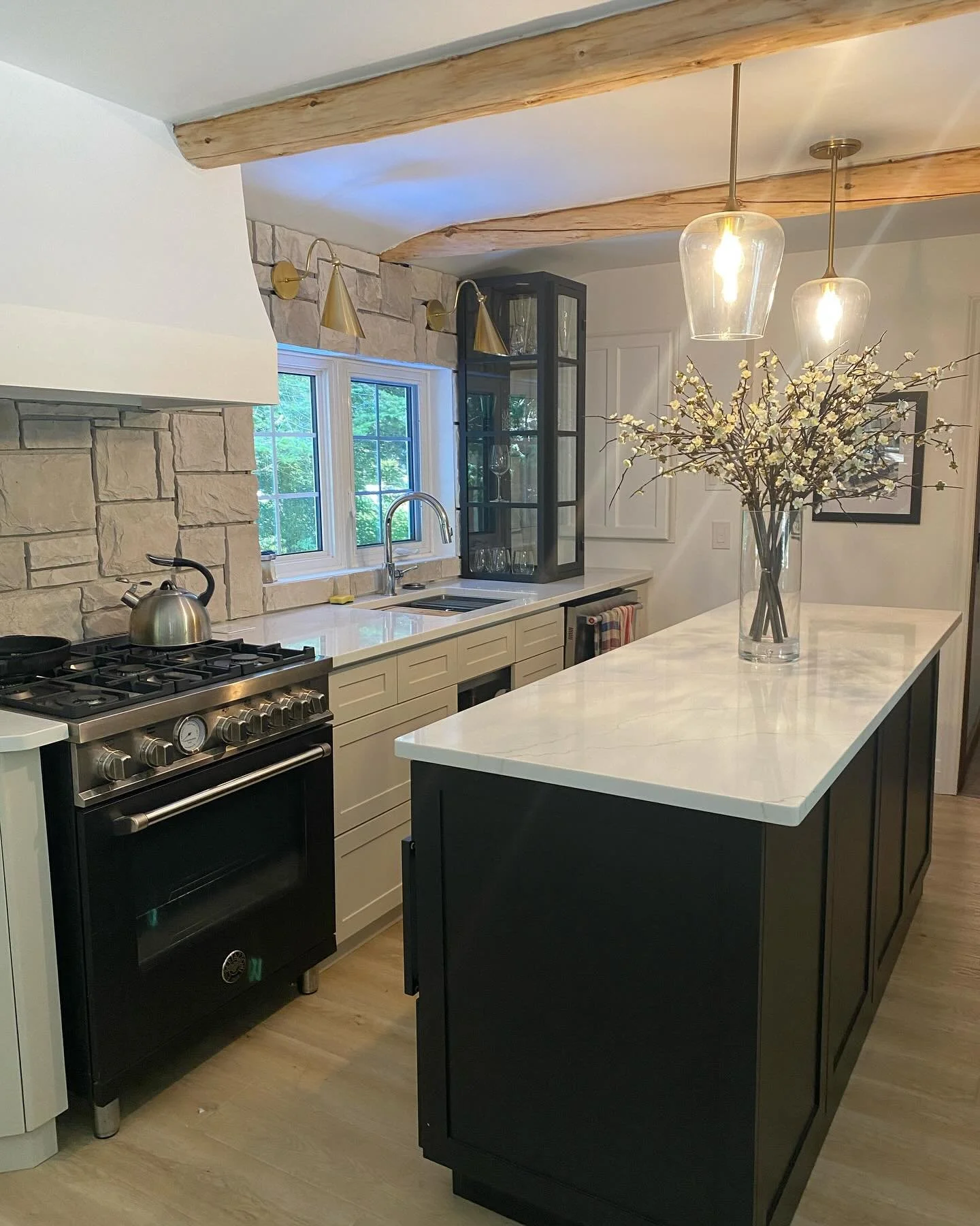 Custom Metal Kitchen Cabinet – Modern Design, Built to Last