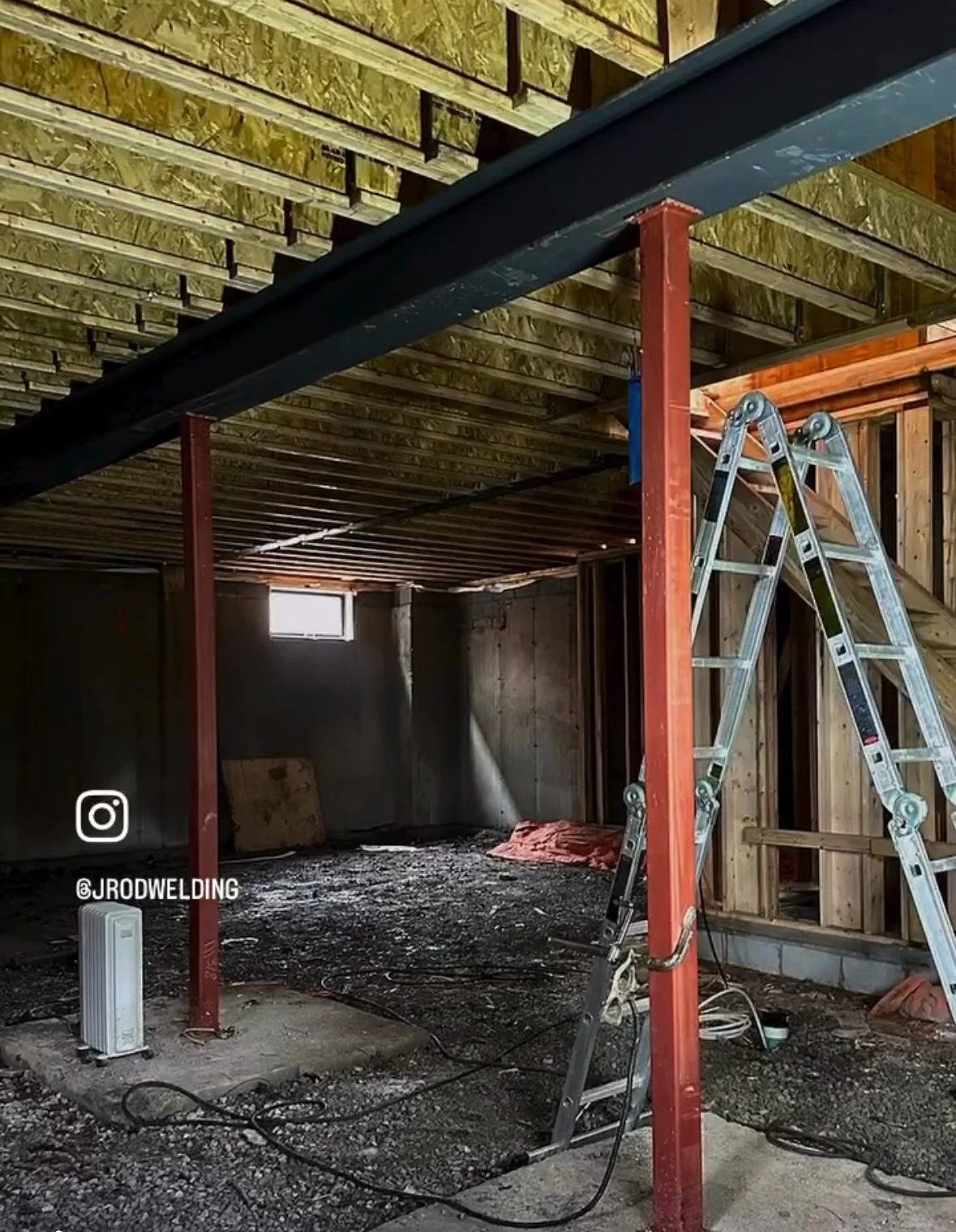 Mobile Welding on a Custom Home Build: Structural Posts with a View