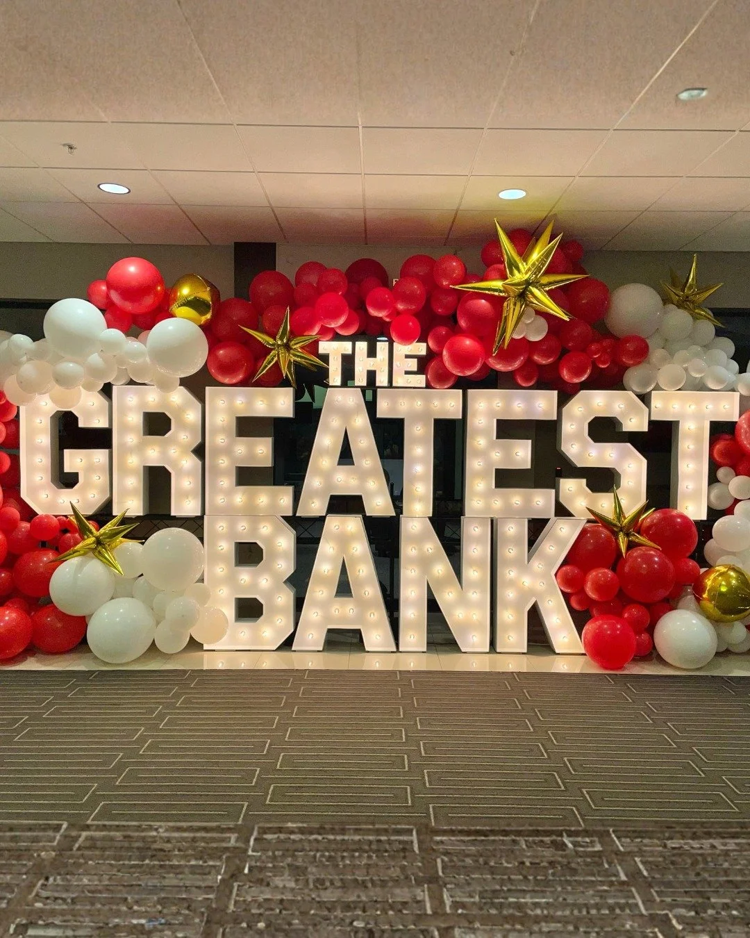 Want to make your corporate event stand out? Elevate your space with custom marquee lights that create a bold, branded backdrop your guests won&rsquo;t forget. ✨ 

Visit luminatekc.com to book.

KCMO
KC Vendor