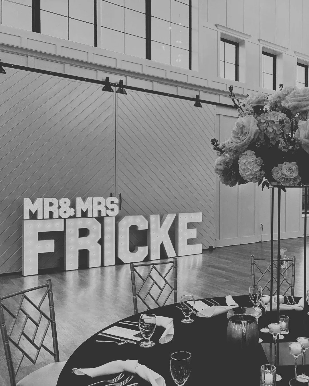 Shopping local means real people behind the business who truly care 🤍

At Luminate KC, Ellyn is always the one answering your messages, replying to emails, and working behind the scenes to make your event everything you dreamed it would be.

Your su