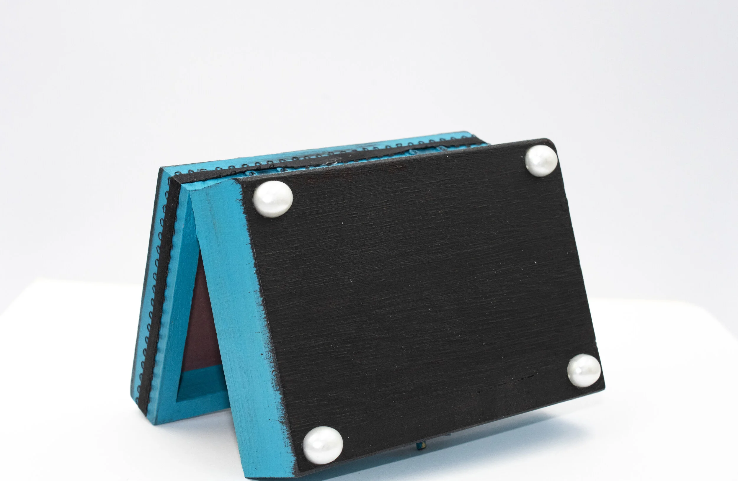 Courage bottom side view.jpg