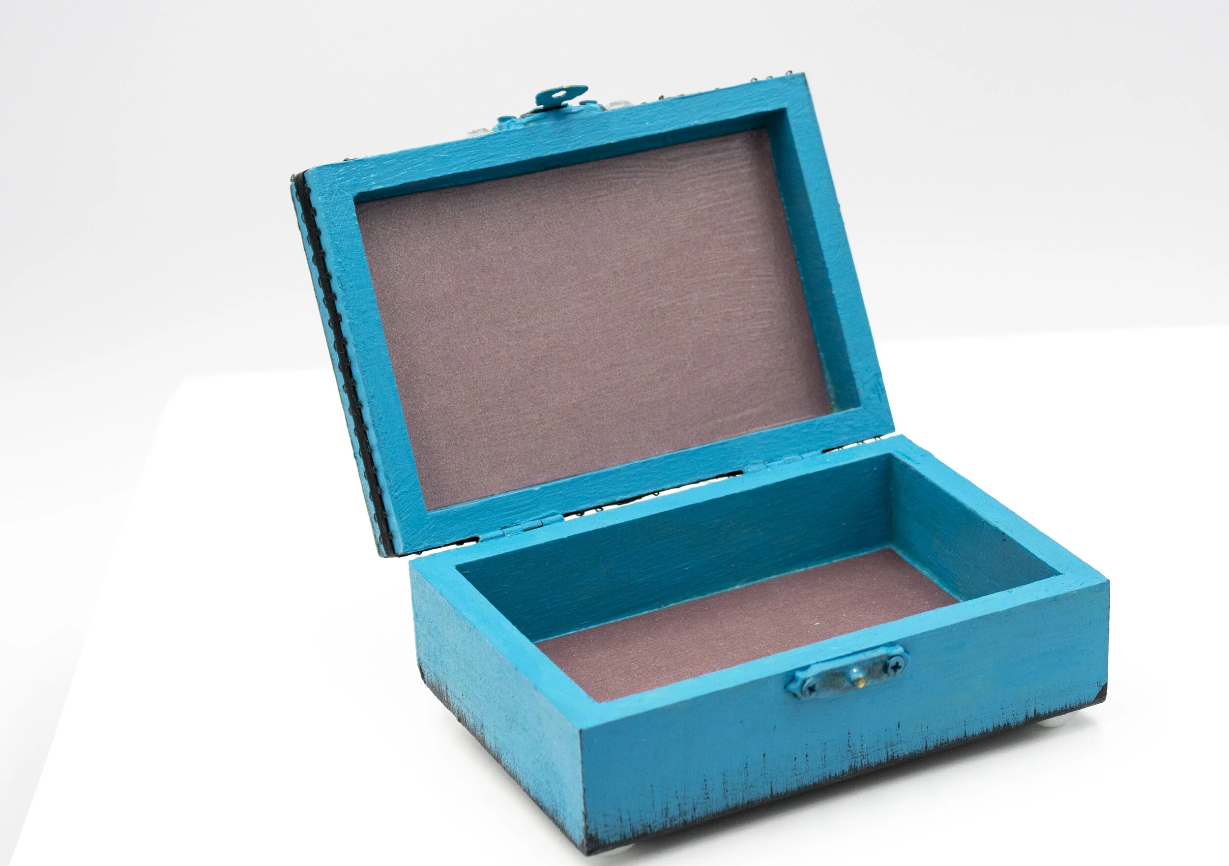 Courage open box.jpg