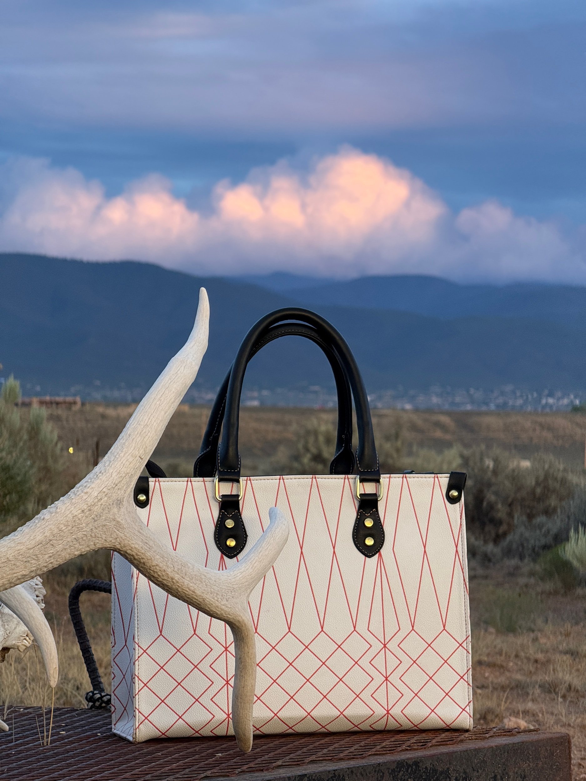 "Solare" Tote Handbag- Medium